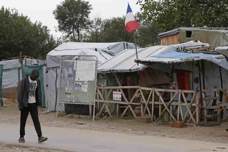 Moins des migrants a calais