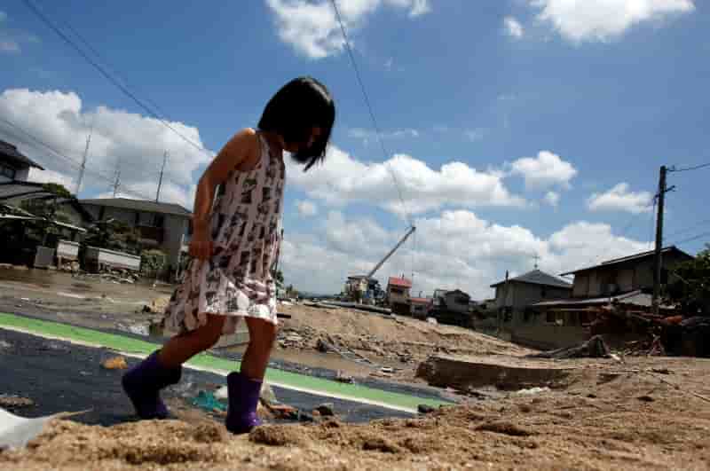 Japon: les pluies ont fait 130 morts, les sauveteurs s'activent
