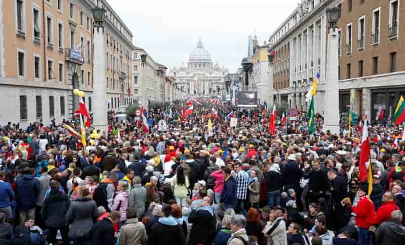 Double canonisation à Rome, un million de fidèles attendus