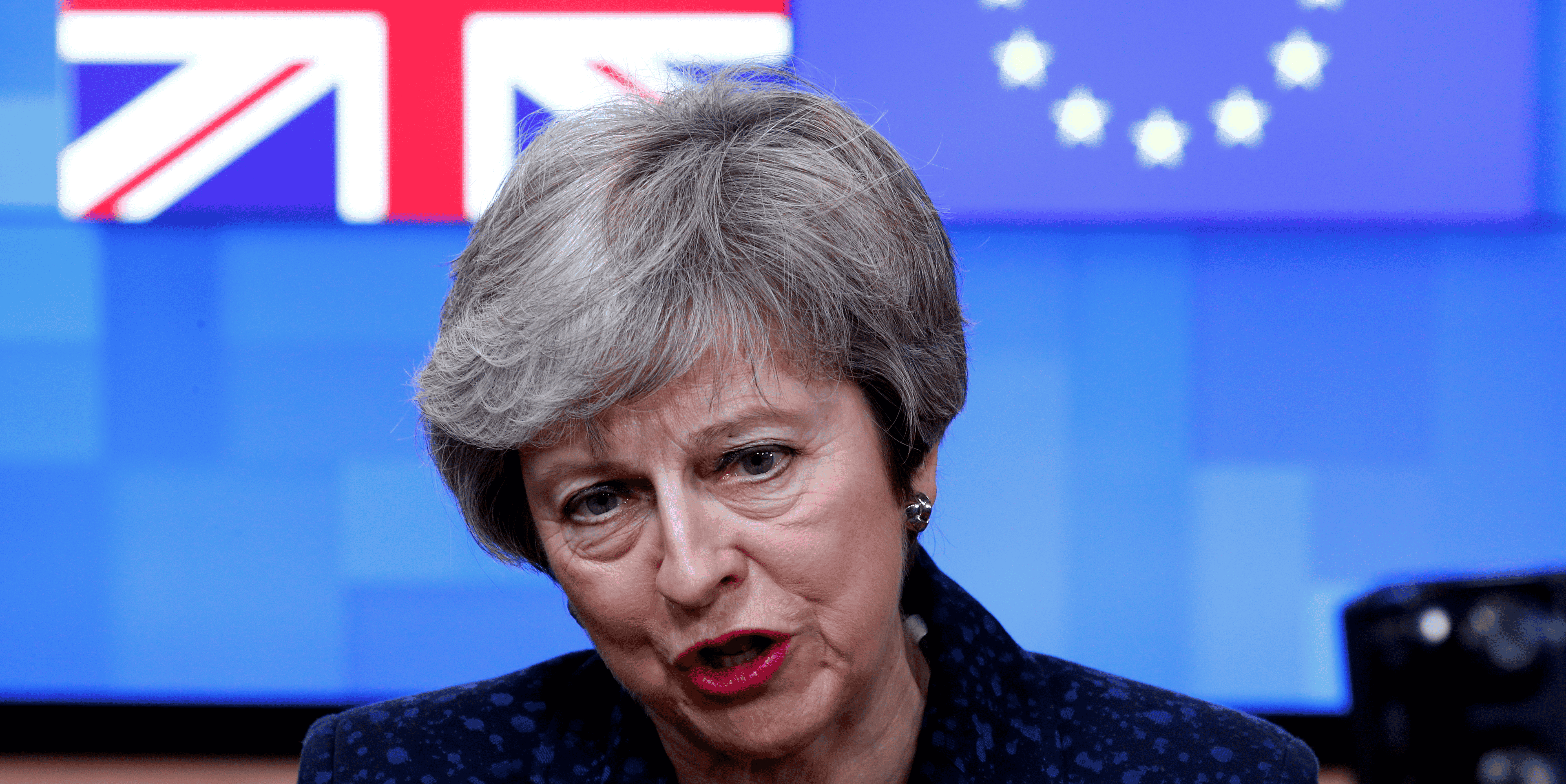 May met en garde contre un brexit "dur", negociations ue-londres bloquees