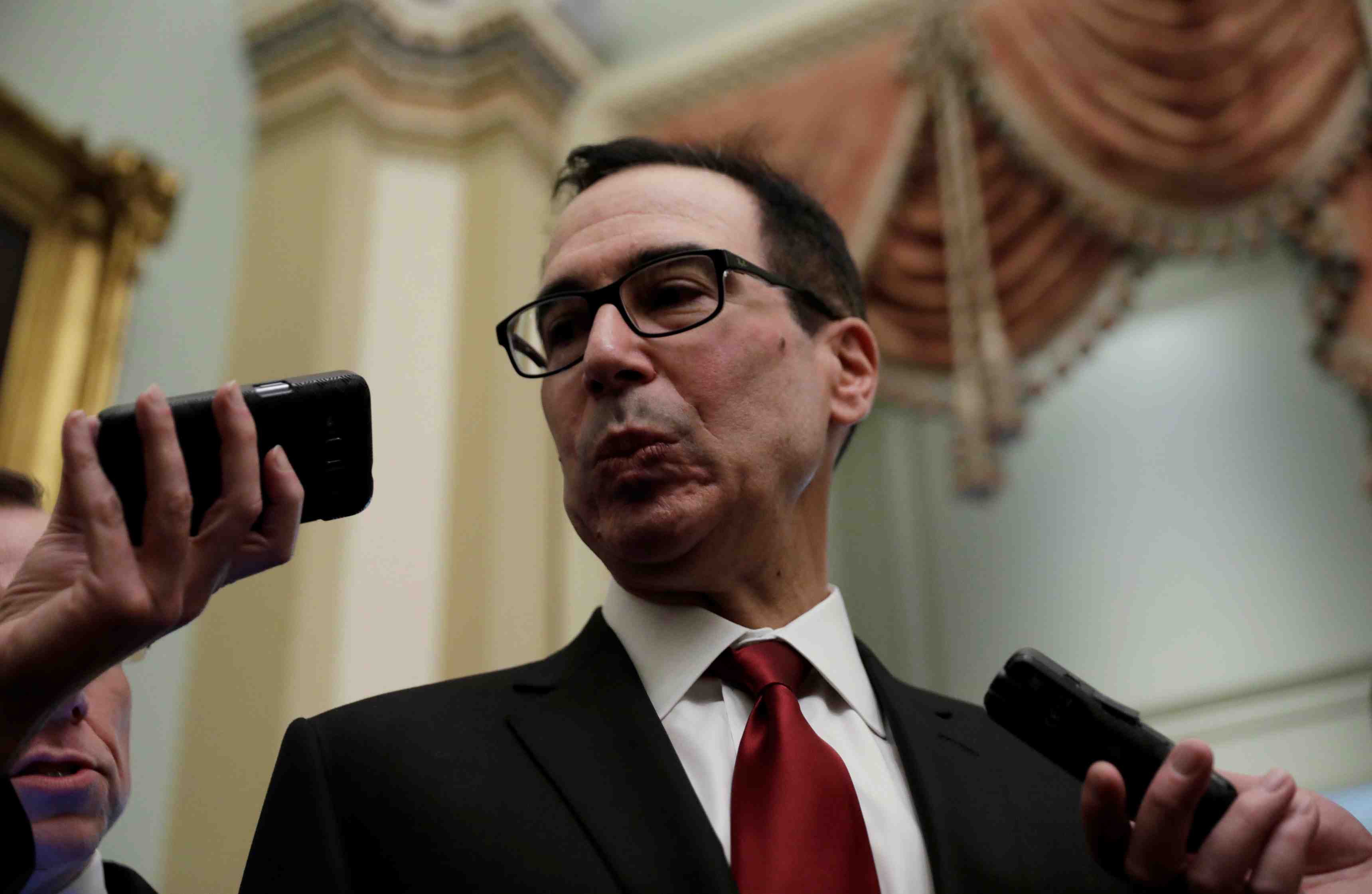"shutdown": mnuchin, convoque au congres pour s'exprimer, decline
