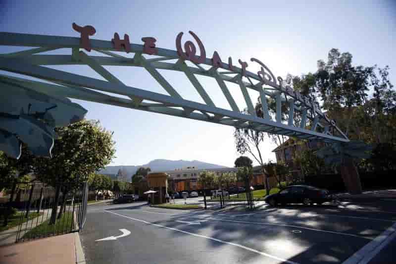 Le benefice trimestriel de walt disney soutenu par les reseaux cables