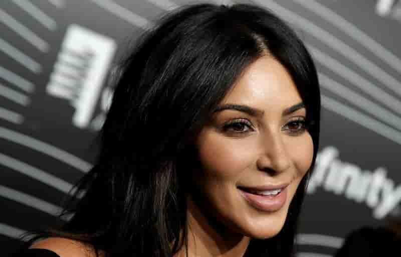 Kim kardashian attaquee a paris