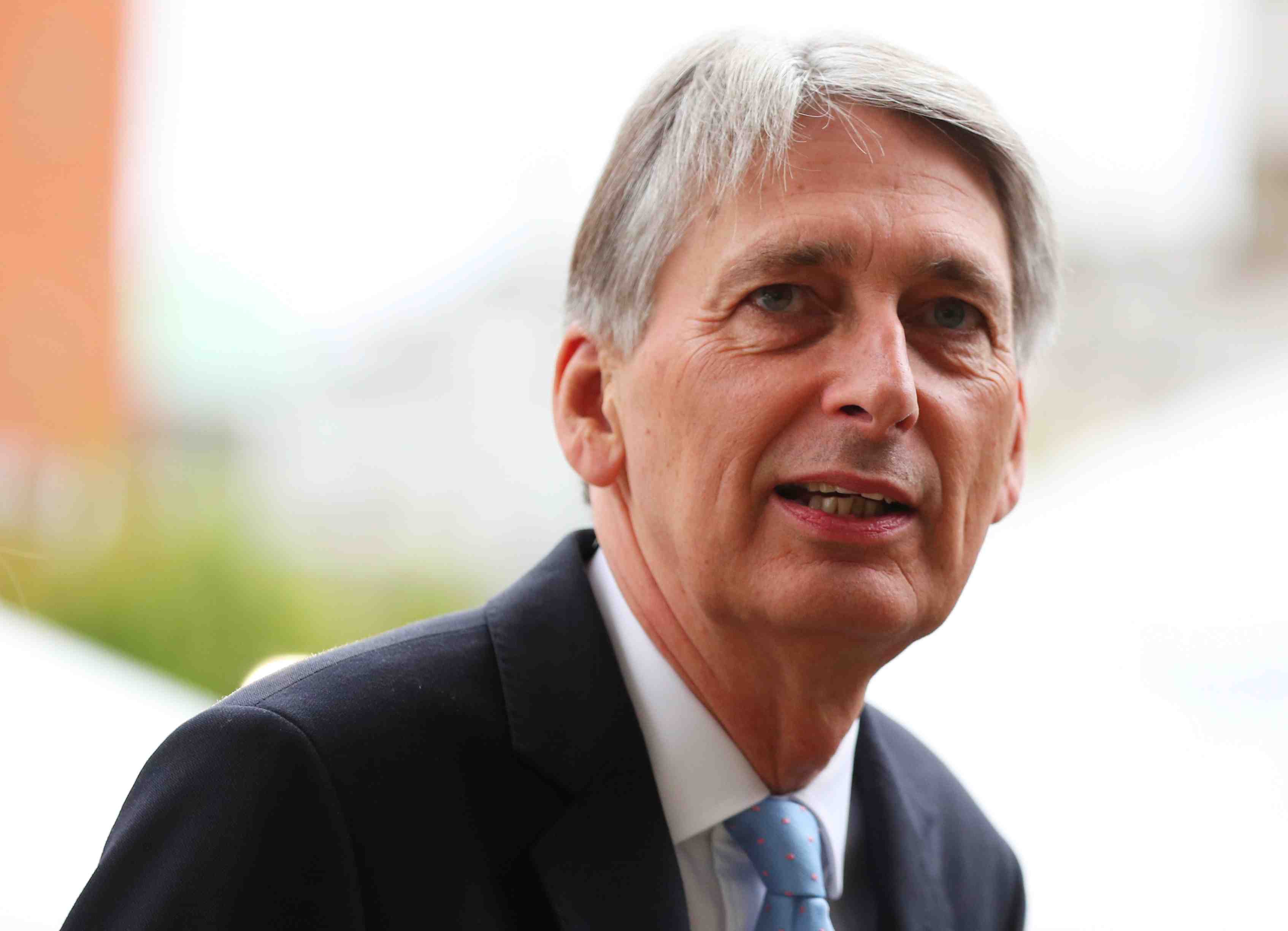 "l'ennemi, c'est l'ue", dit philip hammond