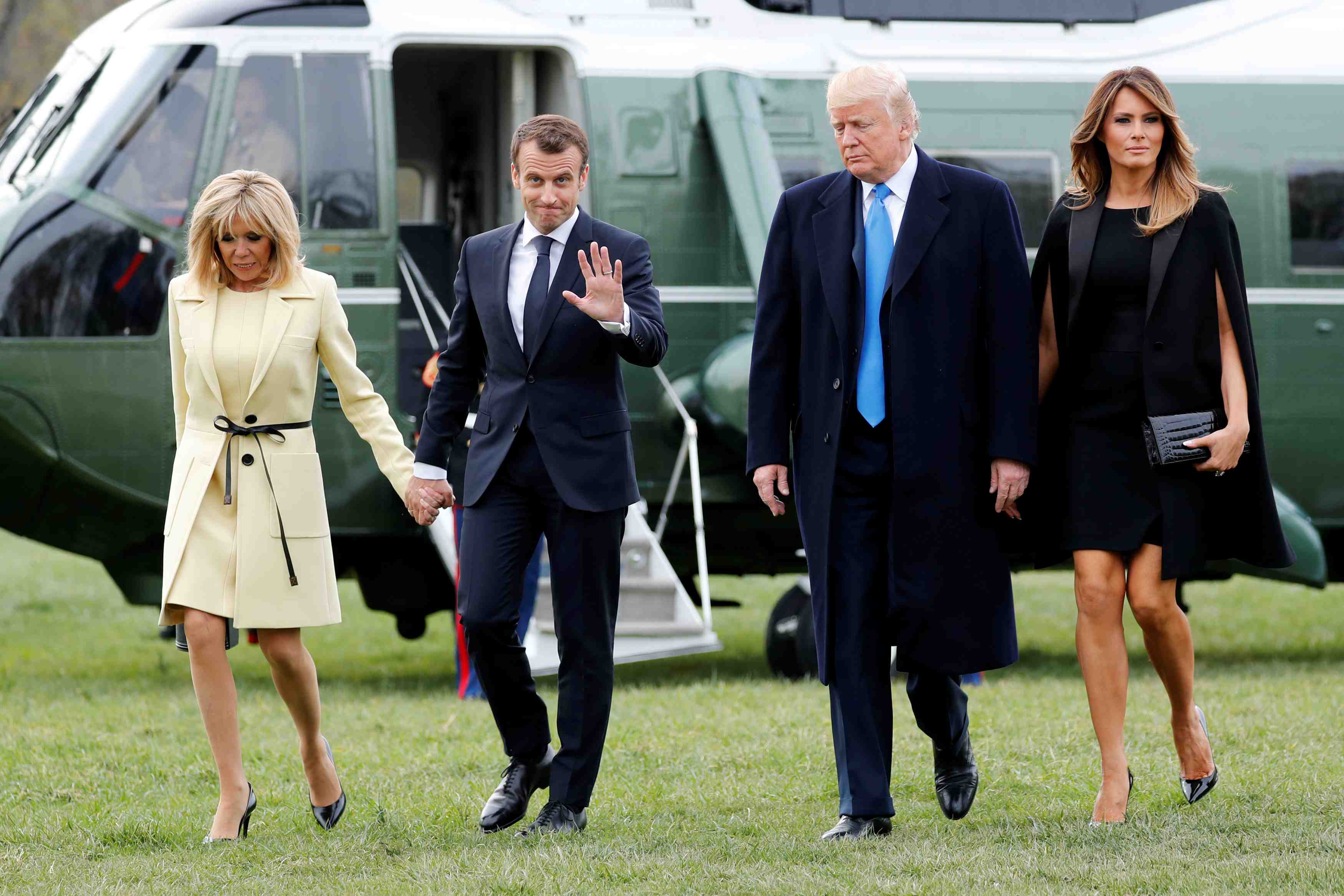 Macron recu en grande pompe par trump a washington