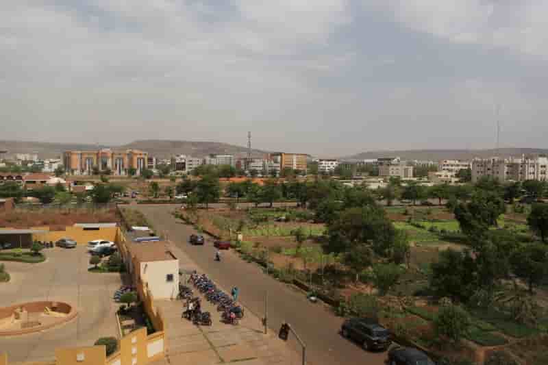 Paris pour une reaction forte de bamako apres la mort de civils peuls