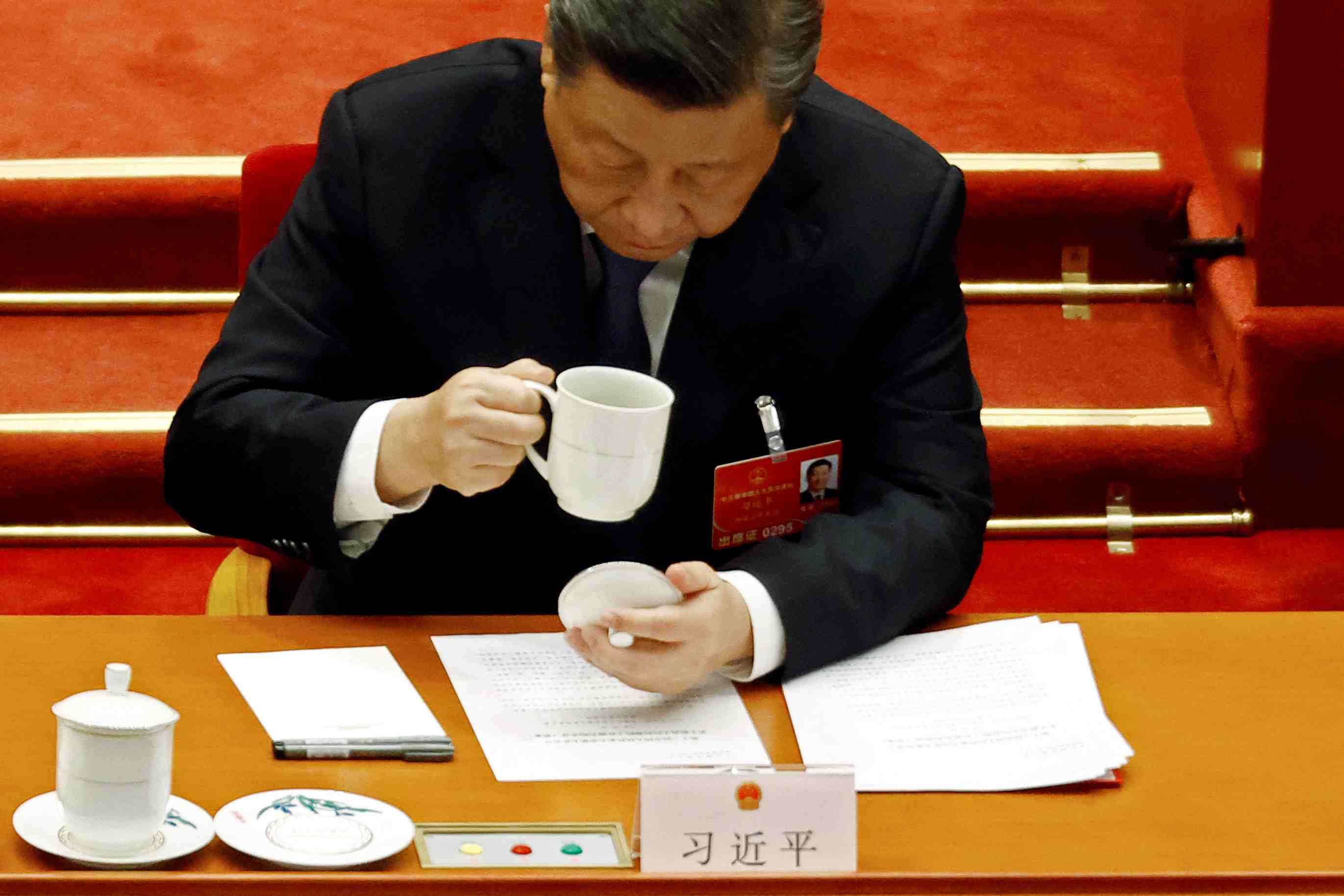 La guerre en ukraine n'est dans l'interet de personne, dit xi a biden, selon la television d'etat chinoise