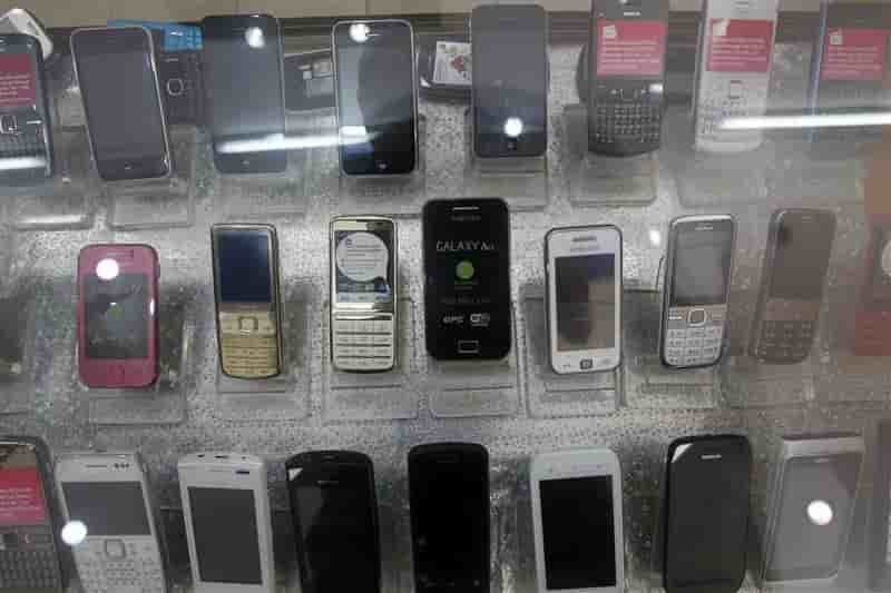 Free propose de louer des smartphones haut de gamme