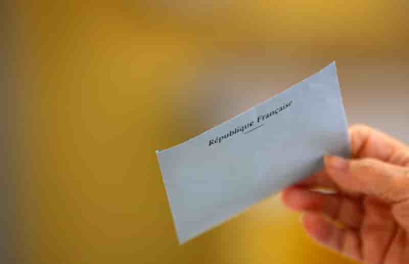 Les legislatives, "sanction" pour macron selon lr