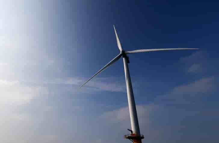 Edf alerte sur la remise en cause des projets d'eolien en mer