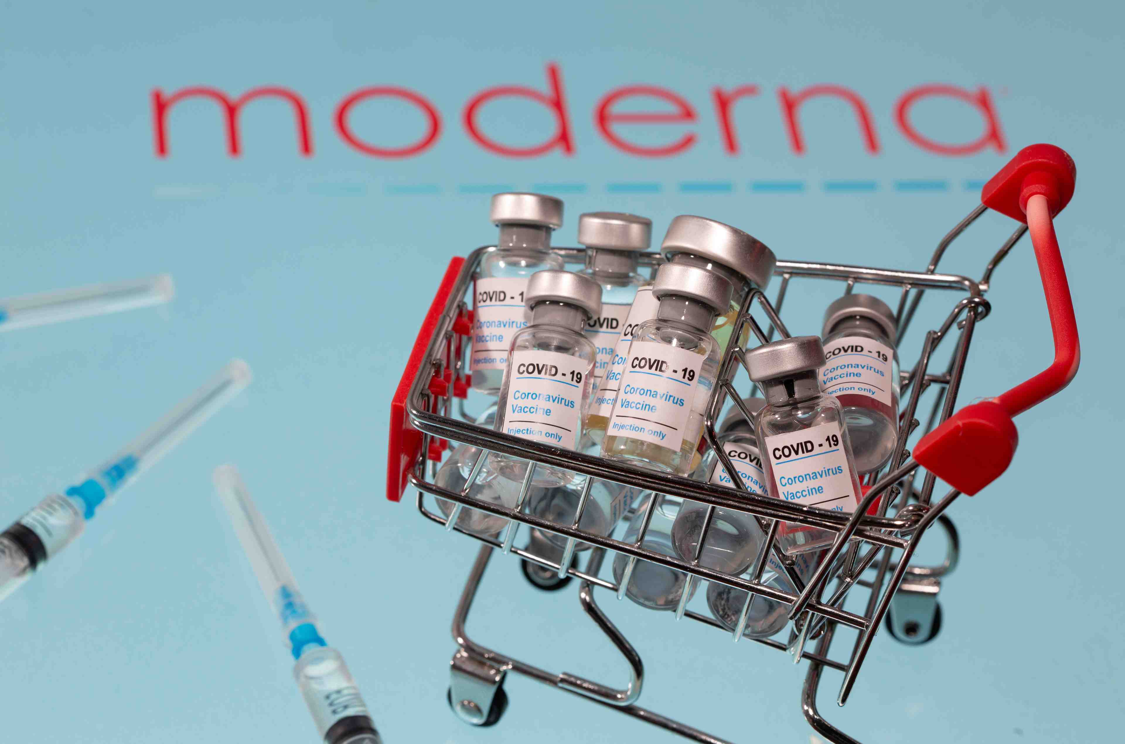 Covid-19: une commission de la fda examinera la demande de moderna le 17 decembre