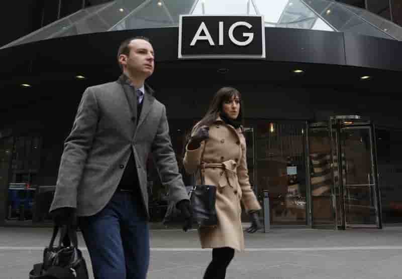 Le bénéfice trimestriel d'AIG chute de 27%
