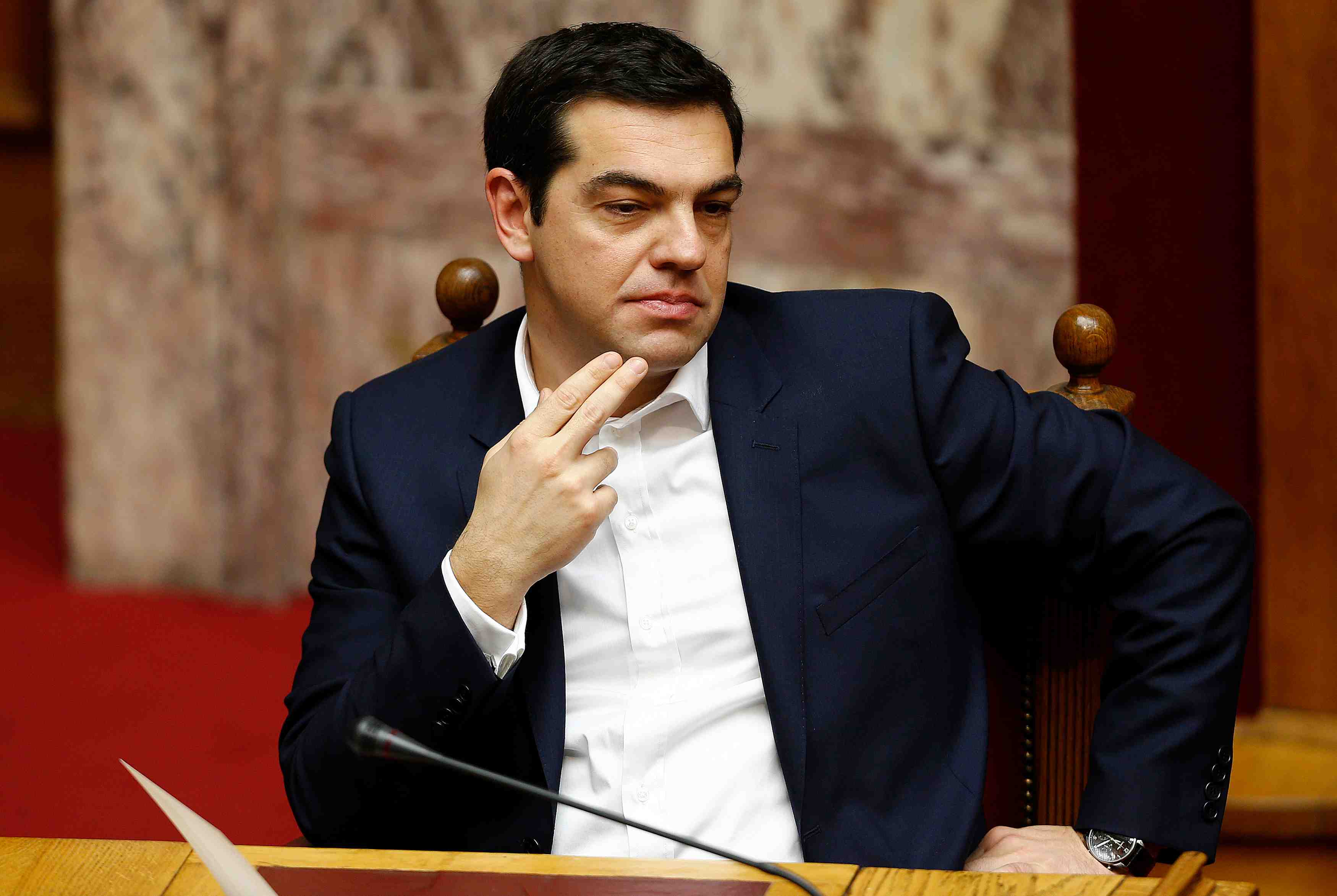 La grece, isolee, reaffirme ne plus vouloir d'aide