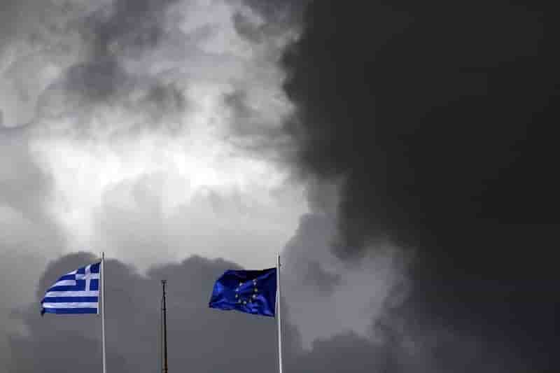 La grece et ses creanciers gelent leurs positions