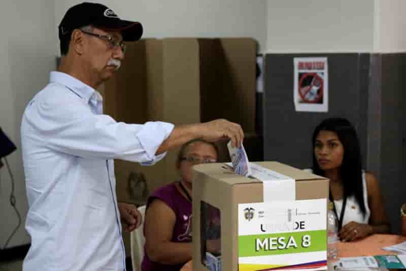 Victoire surprise du "non" a l'accord de paix en colombie