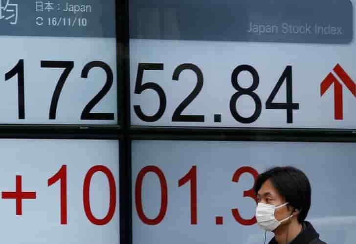Tokyo finit en hausse