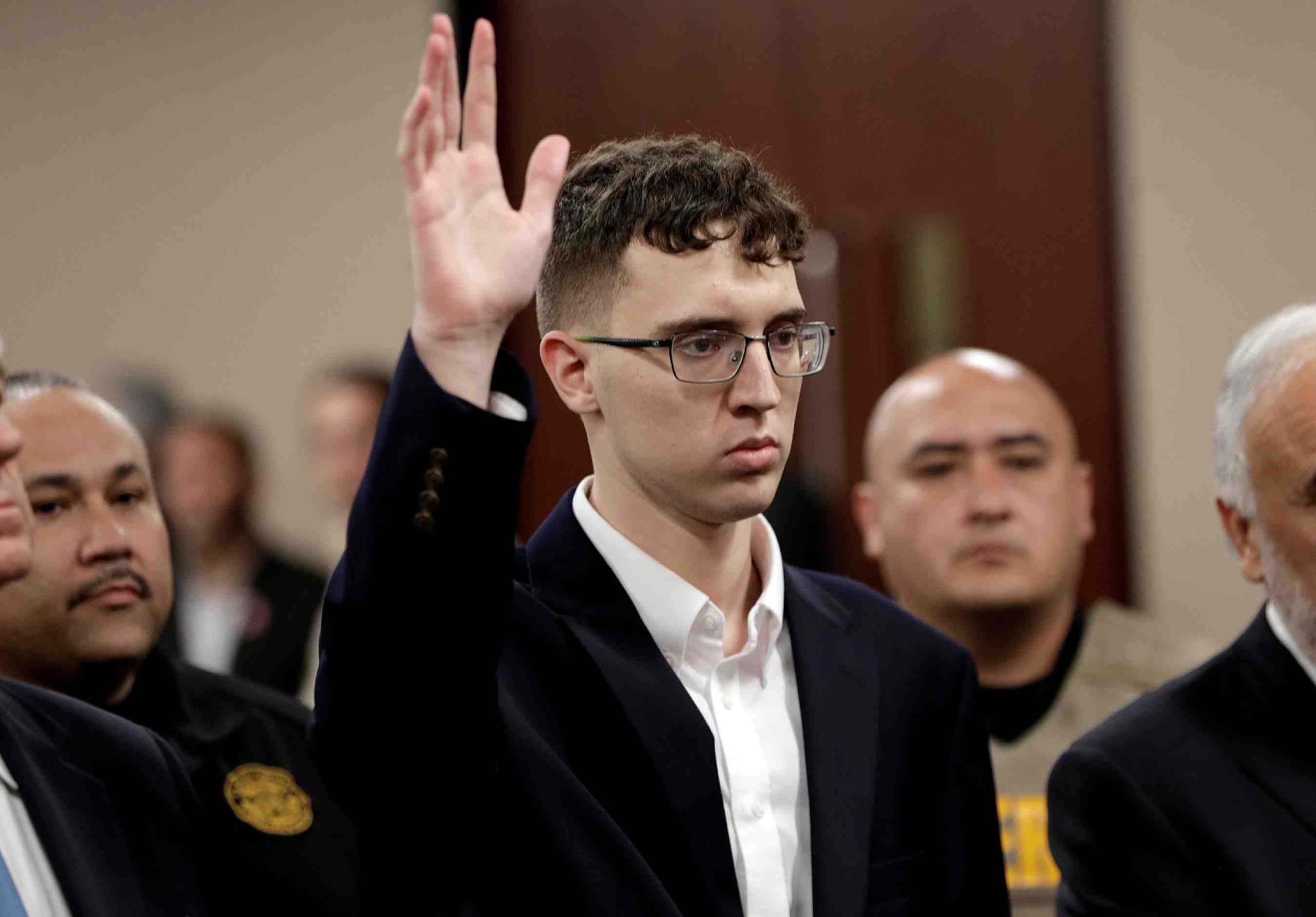 Usa: l'auteur de la fusillade d'el paso inculpe de 90 chefs d'accusation