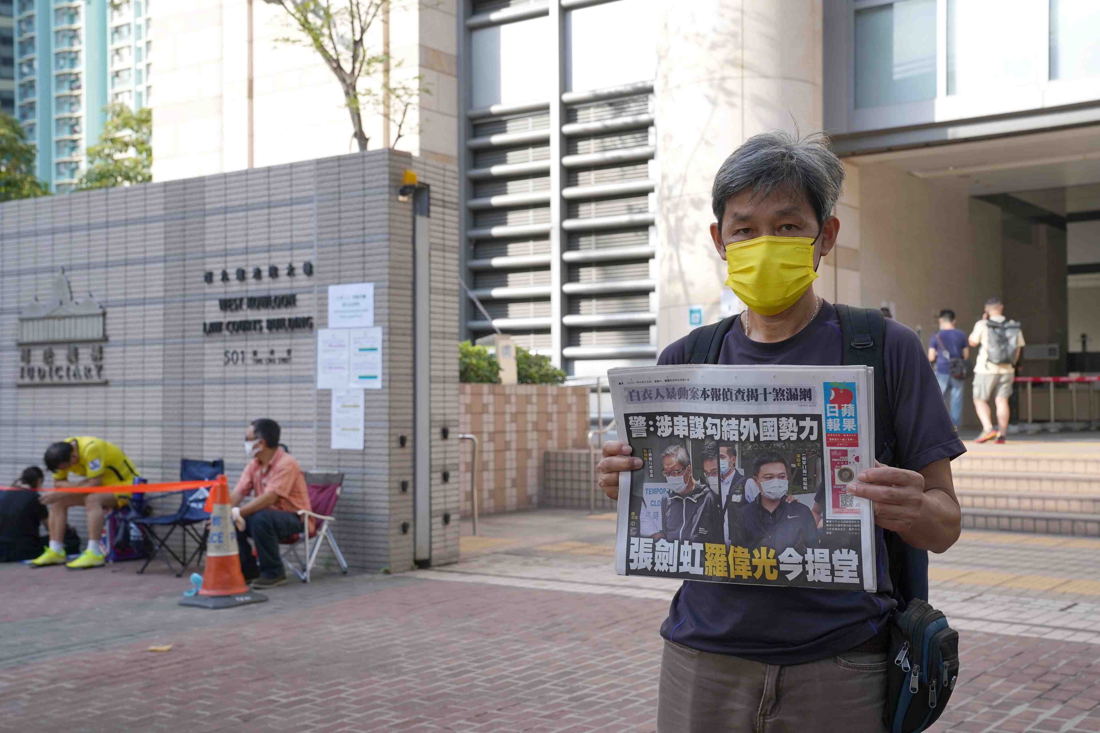 Hong kong : arrestation d'un chroniqueur d'apple daily