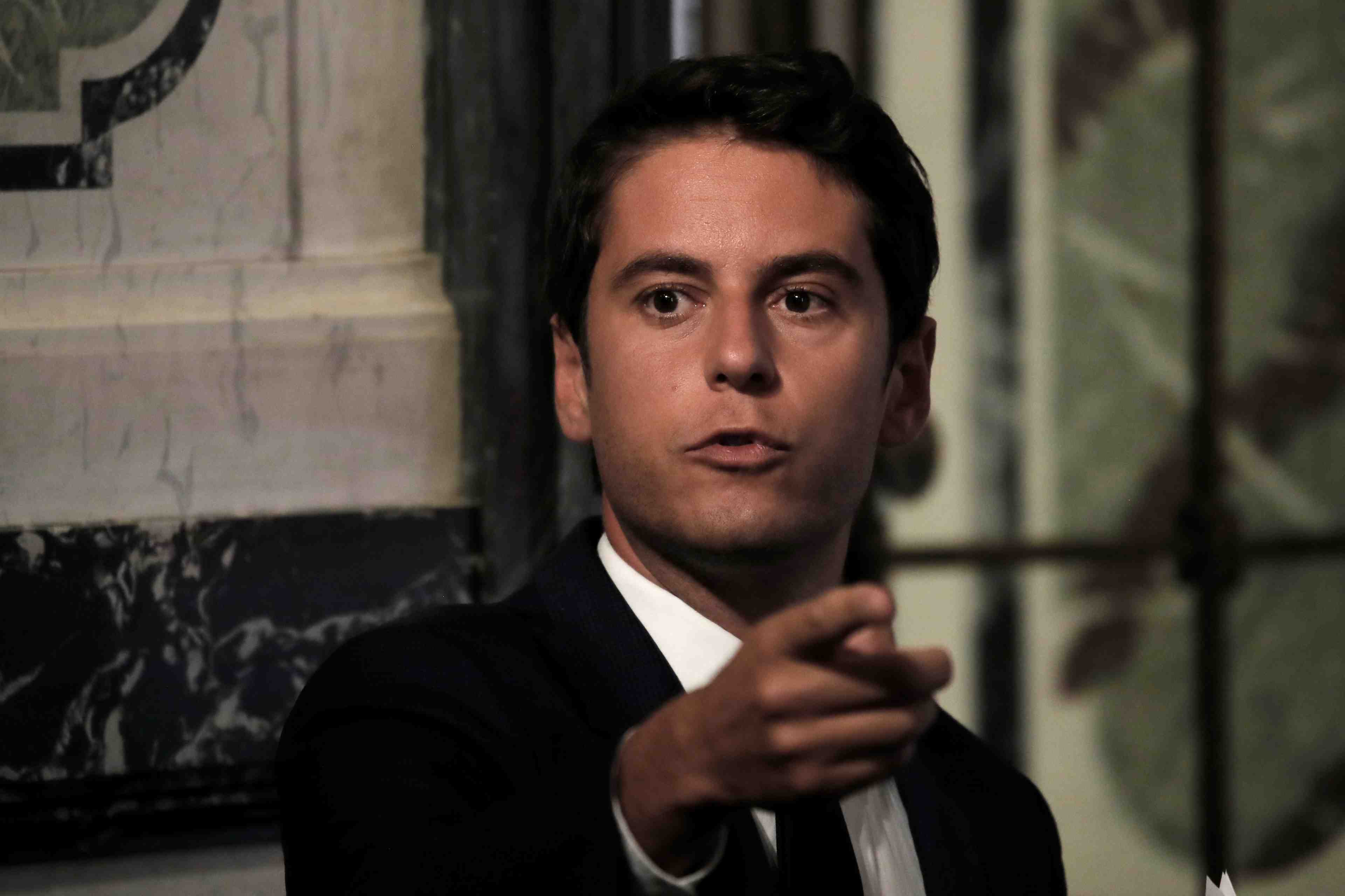 Les dates de l'election presidentielle de 2022 annoncees la semaine prochaine, dit attal