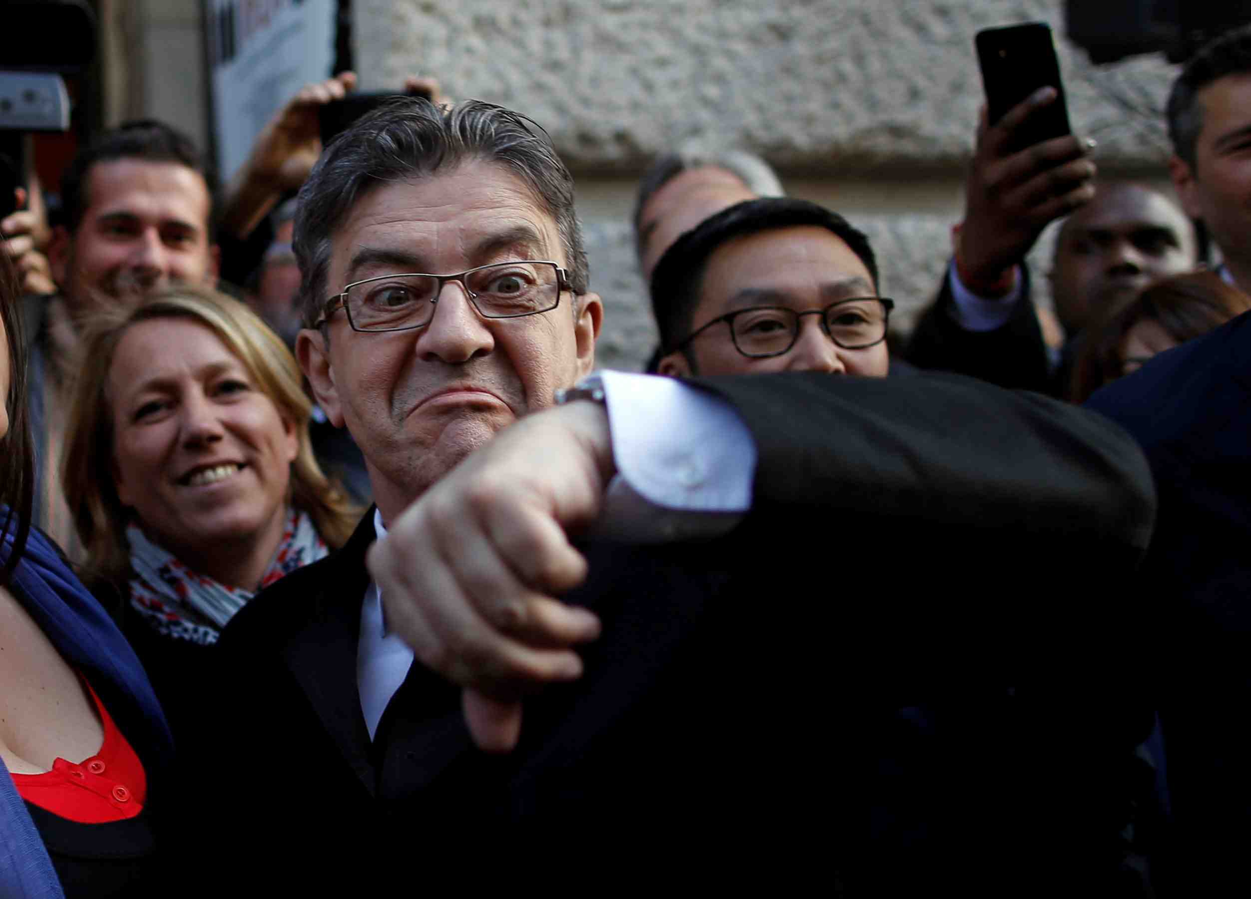 Melenchon refuse de donner une consigne de vote