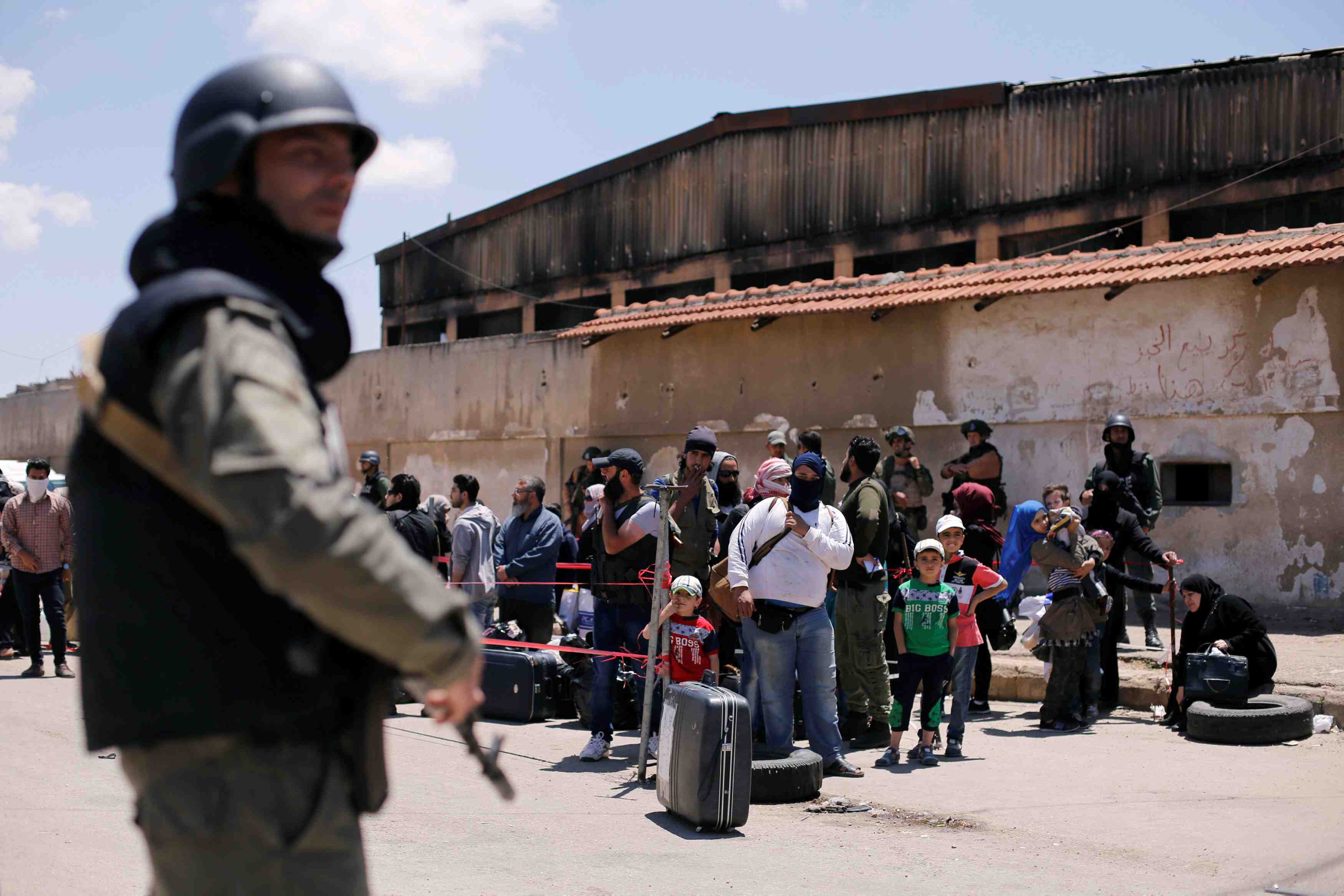 Fin de l'evacuation des derniers rebelles syriens de homs
