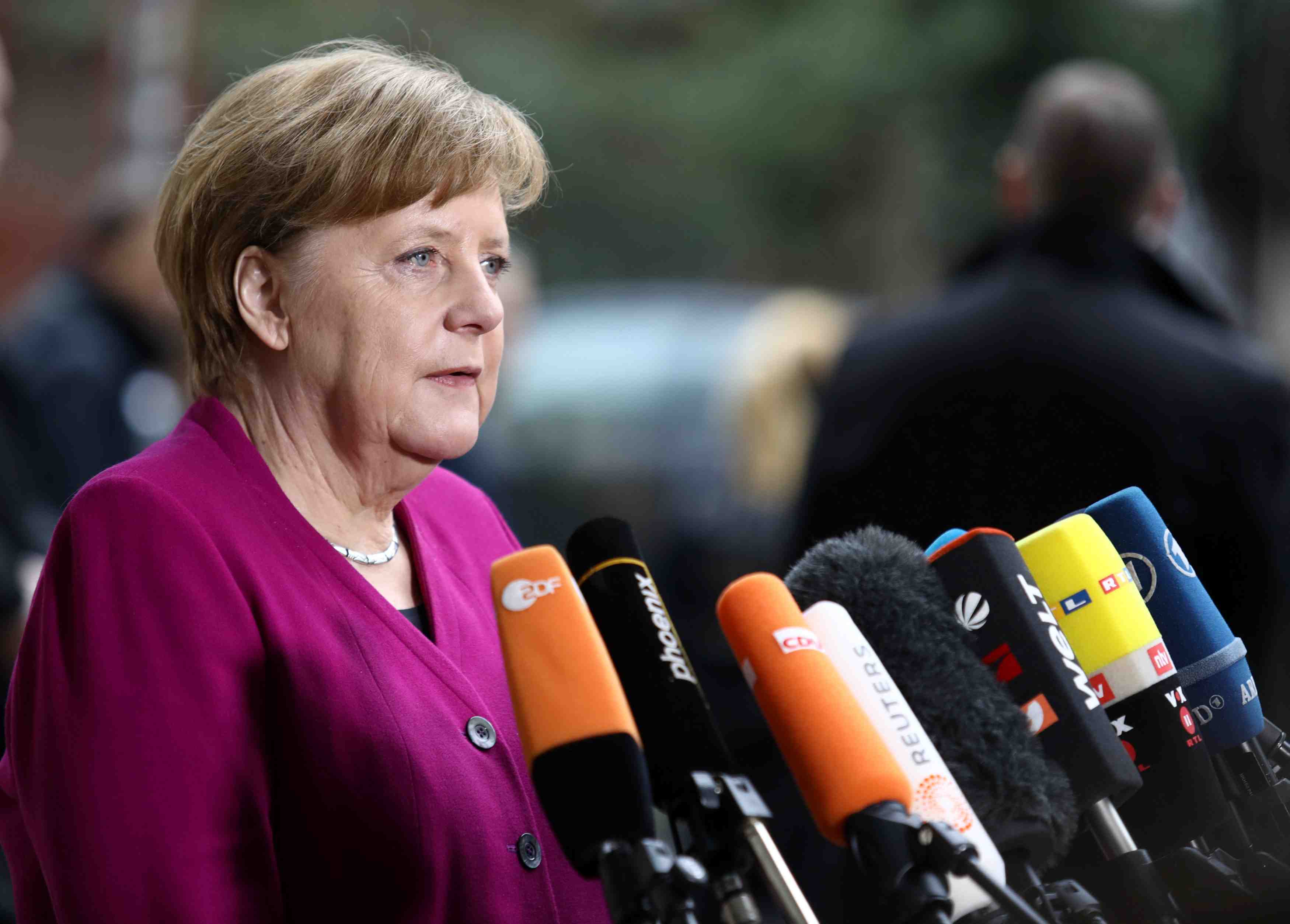 Encore beaucoup a faire avant un accord de coalition, dit merkel