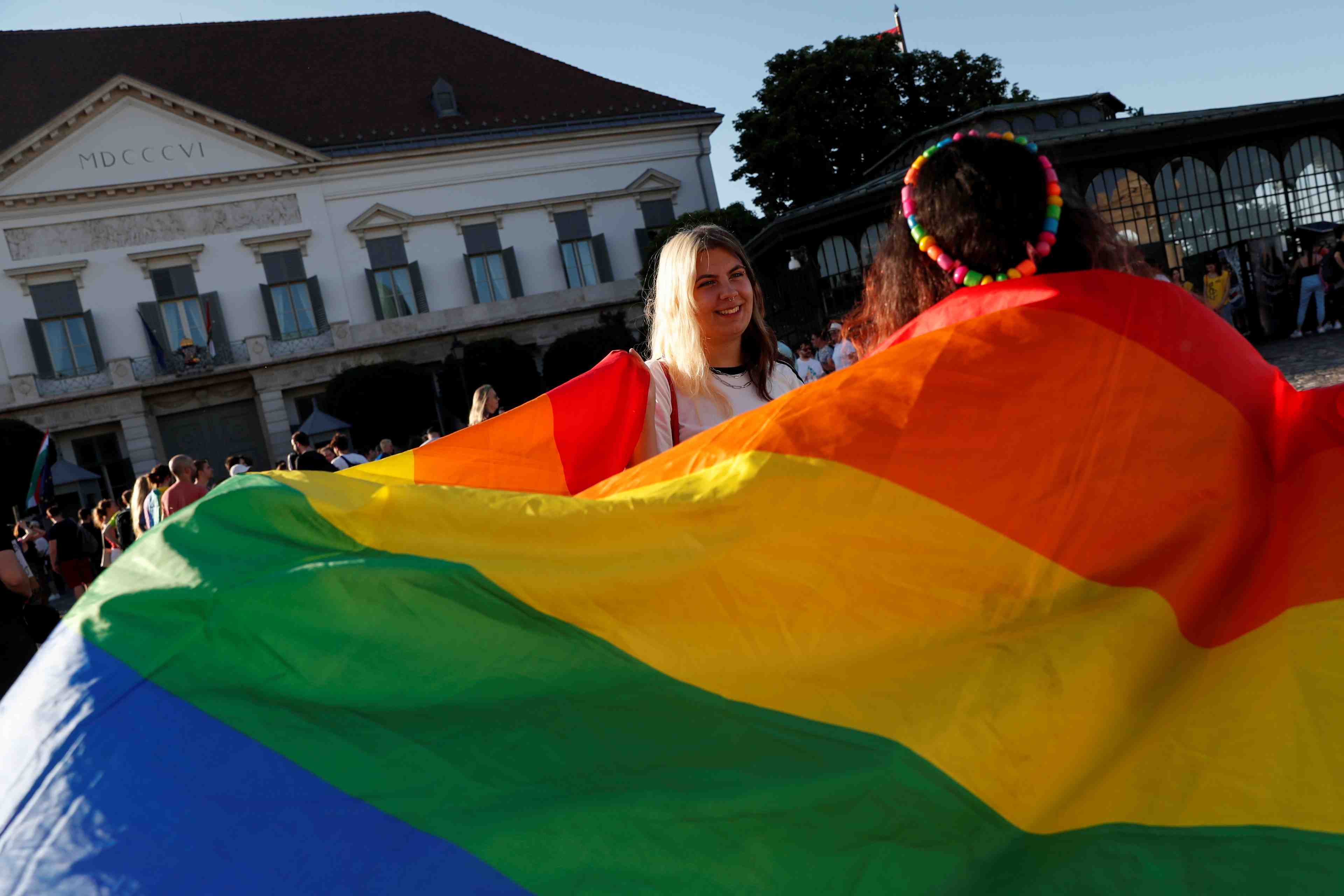 La hongrie rejette la demande de l'ue sur le retrait de sa loi anti-lgbtq