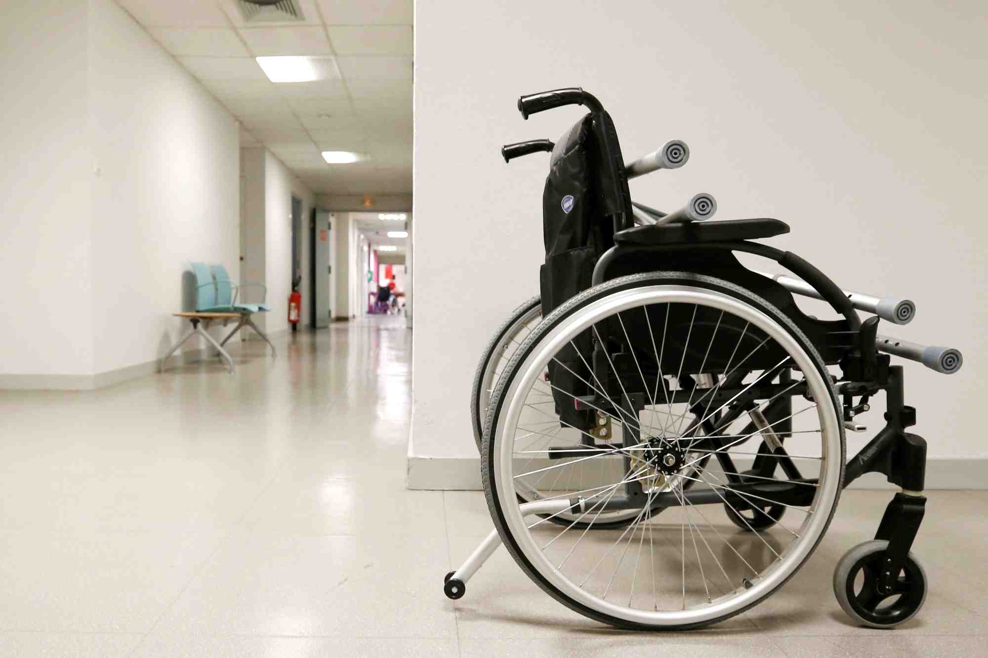 France: les controles des ehpad renforces apres le scandale orpea