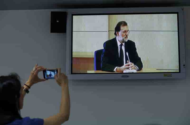 Le chef du gouvernement espagnol nie avoir su pour la corruption