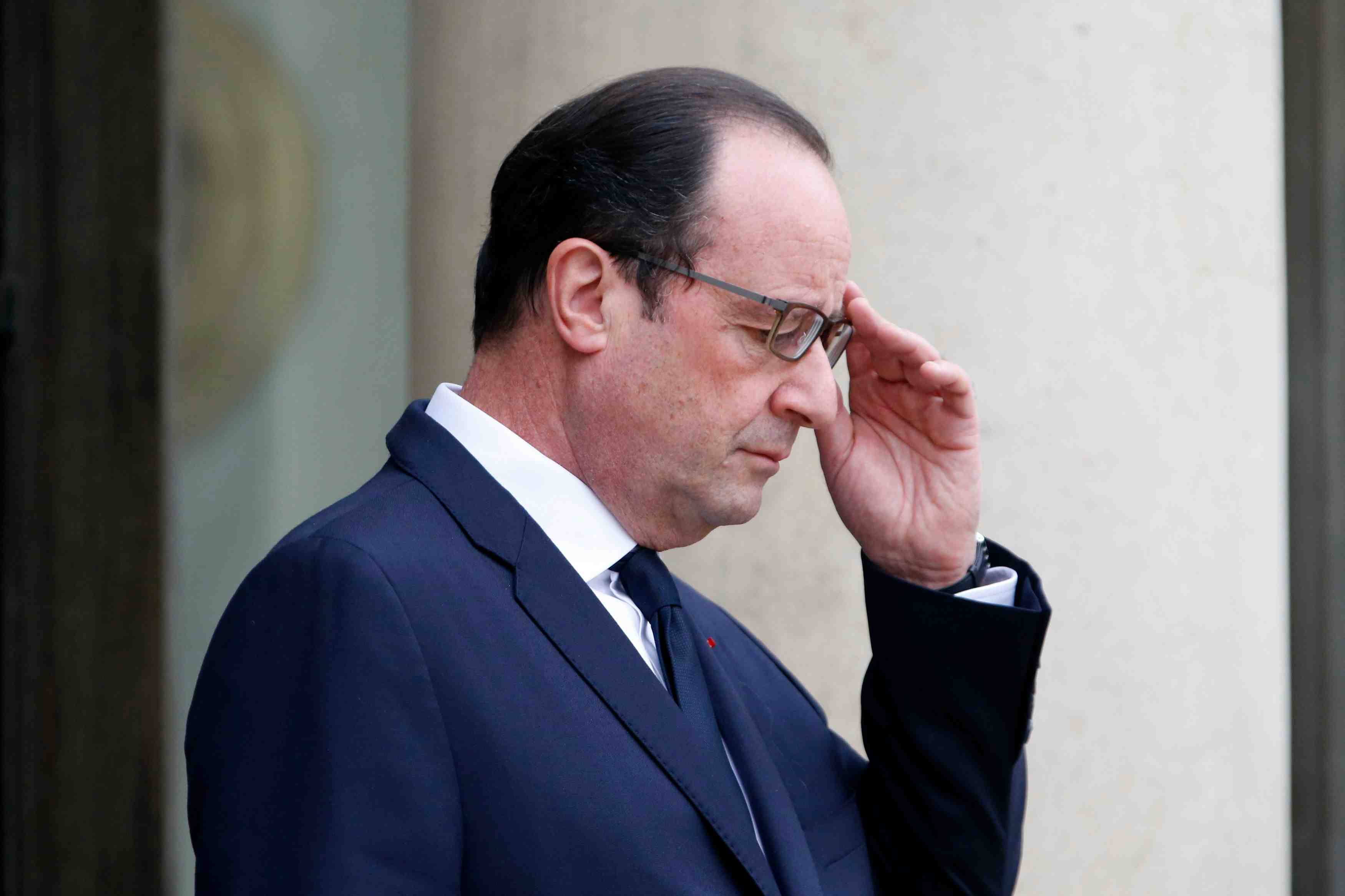 Le leger mieux pour la cote de francois hollande se confirme