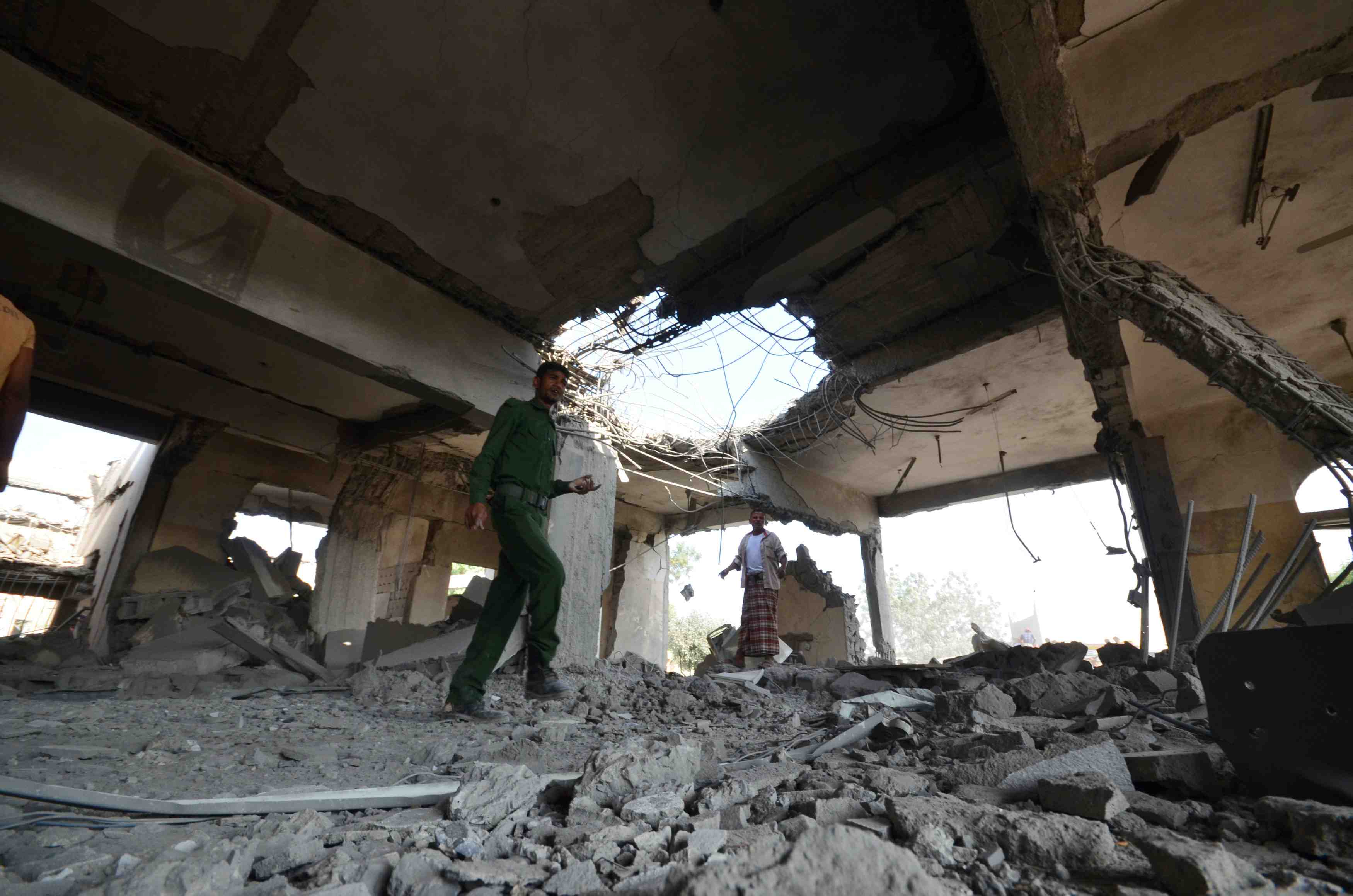 Une frappe de la coalition saoudienne fait au moins 45 morts au yemen