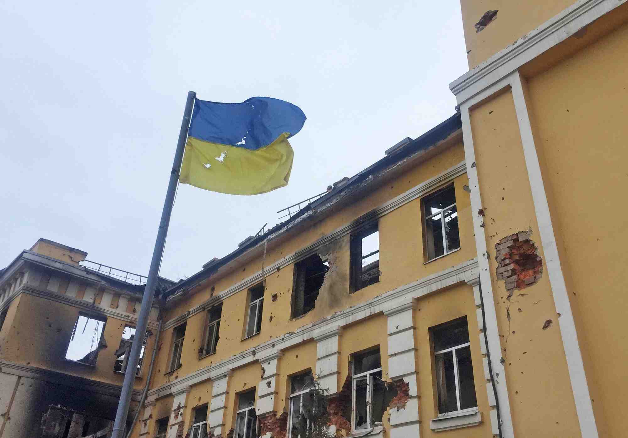 La russie bombarde la deuxieme ville d'ukraine, les combats font rage