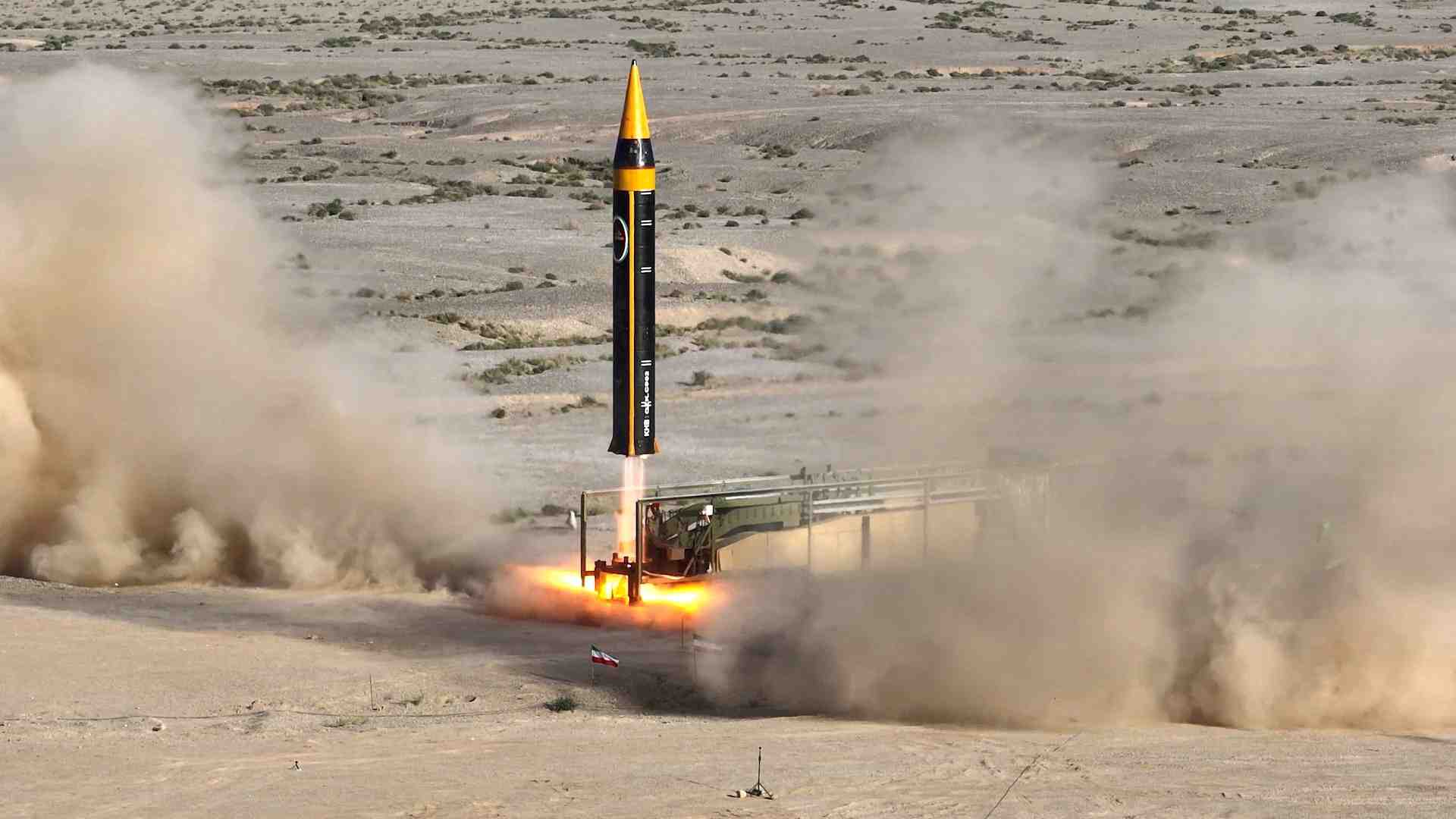 Photo d'un test d'un missile balistique d'une portee de 2.000 km
