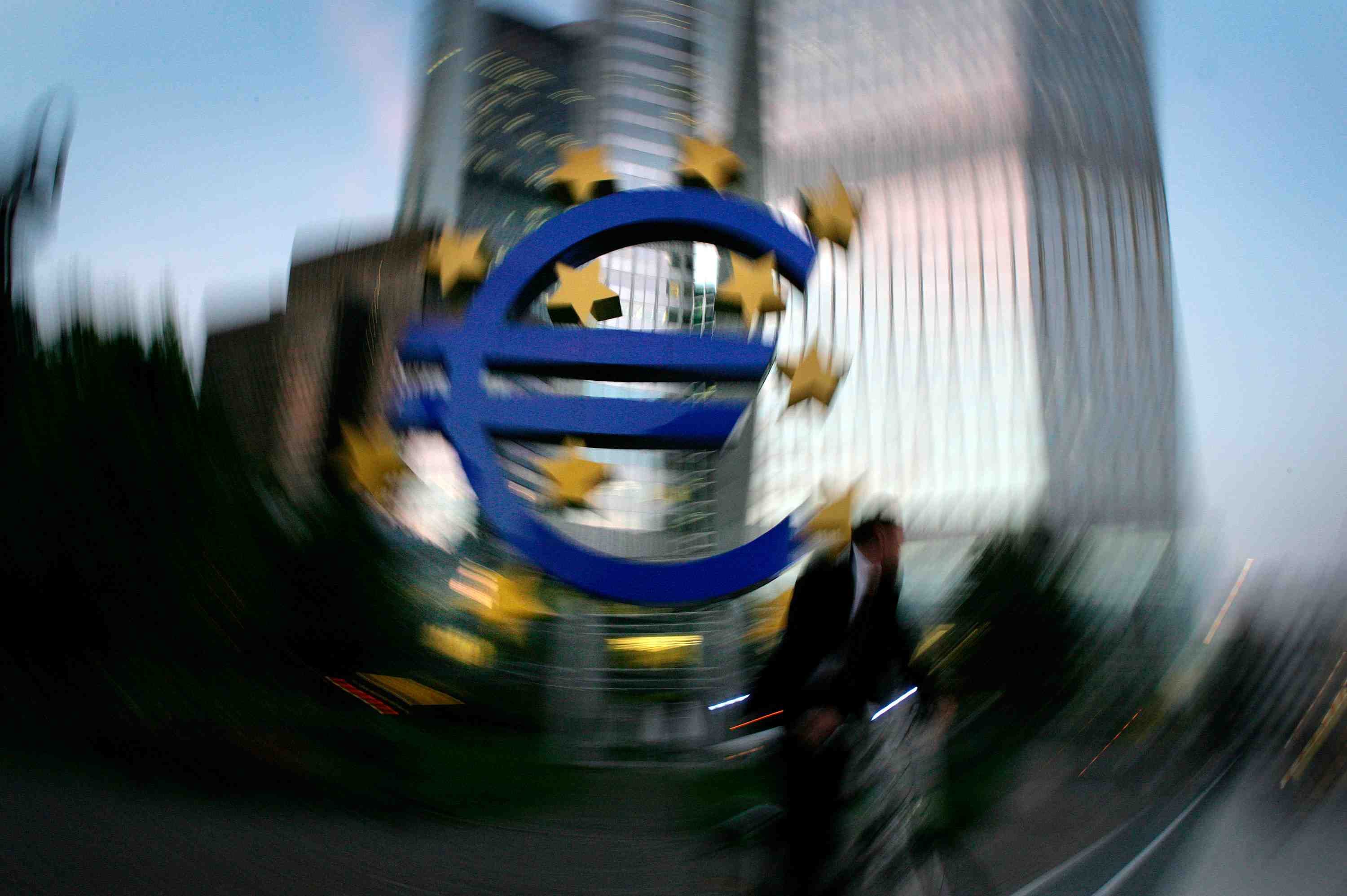 Nette hausse des flux d'investissement en decembre en zone euro