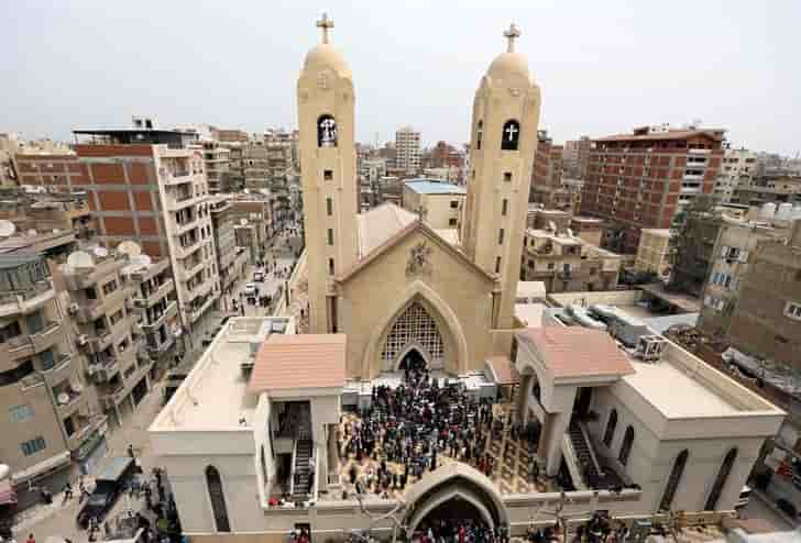 Deux attentats contre des eglises font 36 morts en egypte