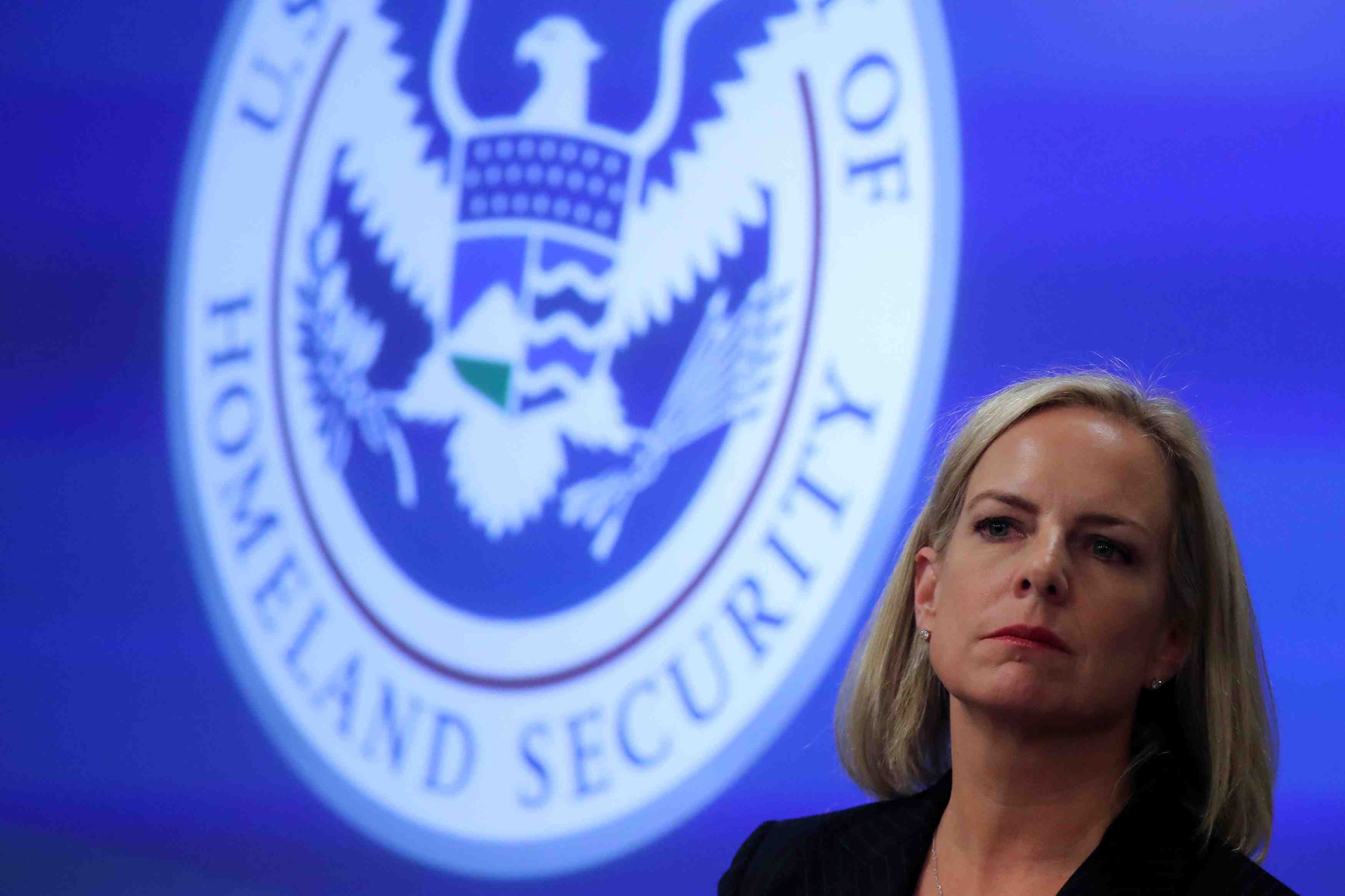 Trump envisage de limoger la patronne du homeland security