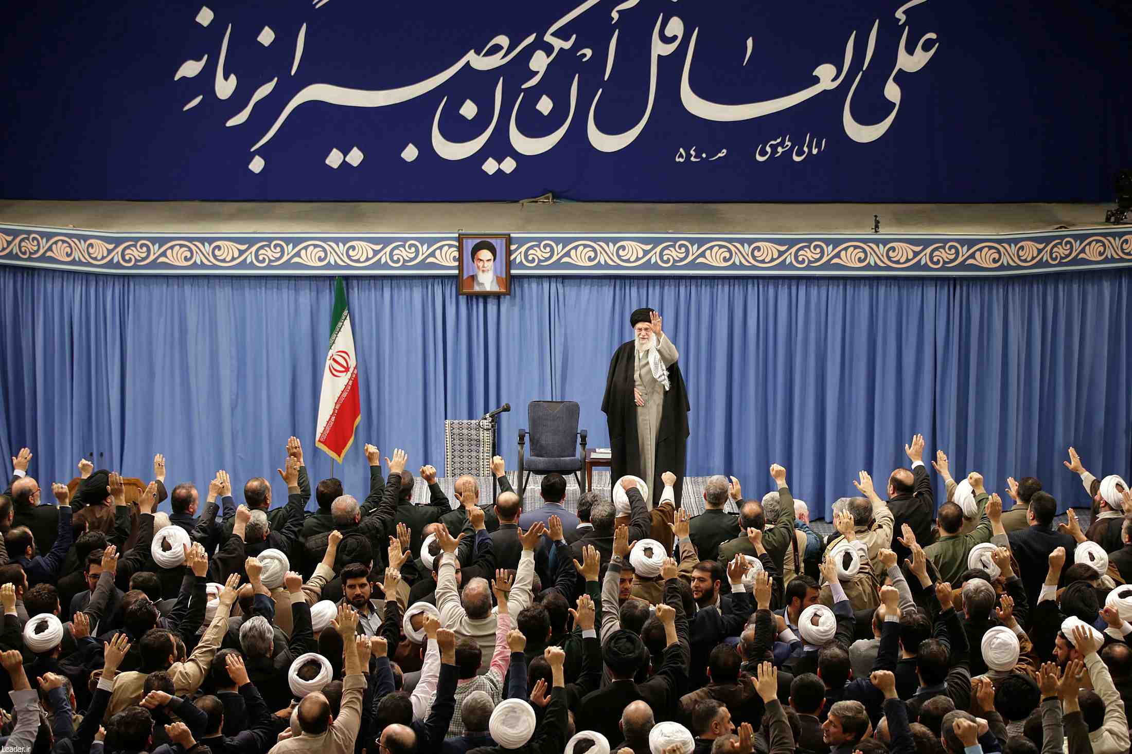 Les iraniens appeles aux urnes vendredi, sans illusion ni espoir