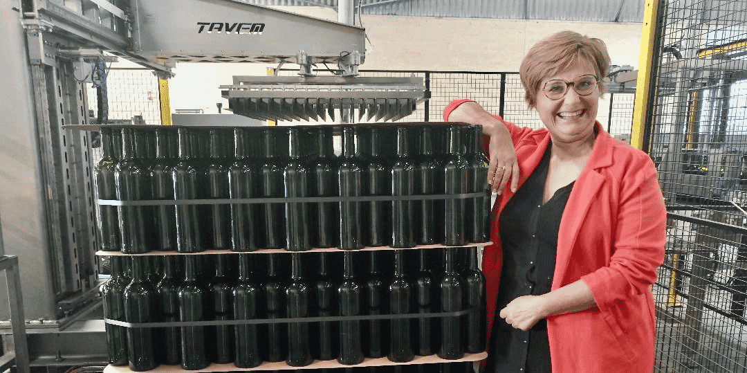 Annie Le Deunff, dans son usine de Verdelais, au bout de la ligne.