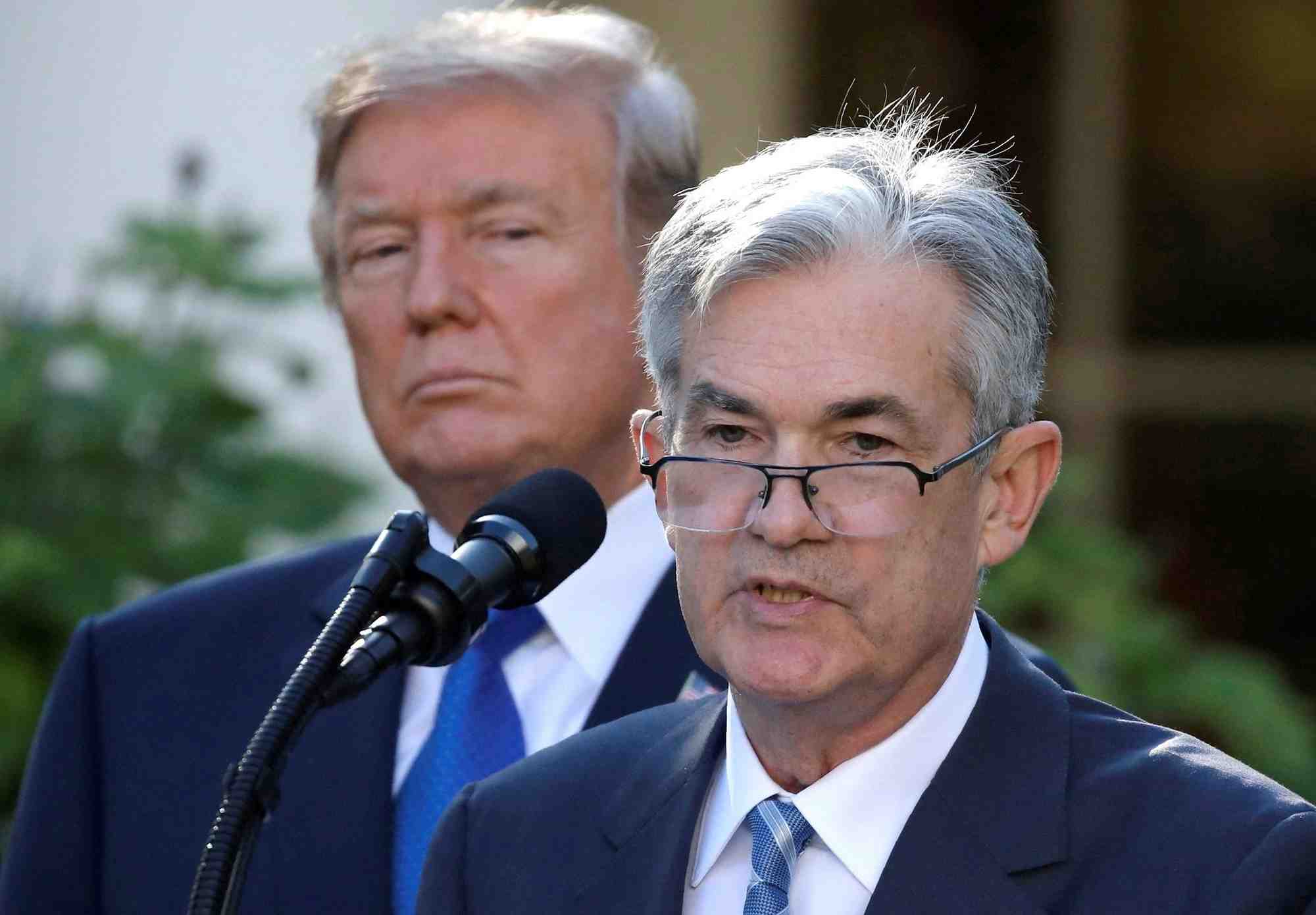 Malgré l'hostilité de Donald Trump, le président de la Fed, Jerome Powell, devrait rester à son poste jusqu'à la fin de son mandat en 2026.