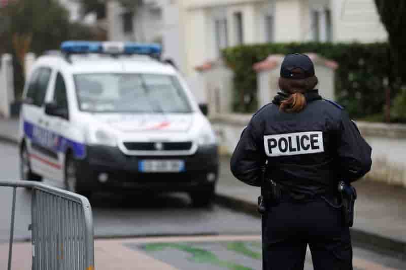 Onze trafiquants de cocaine mis en examen apres une enorme saisie