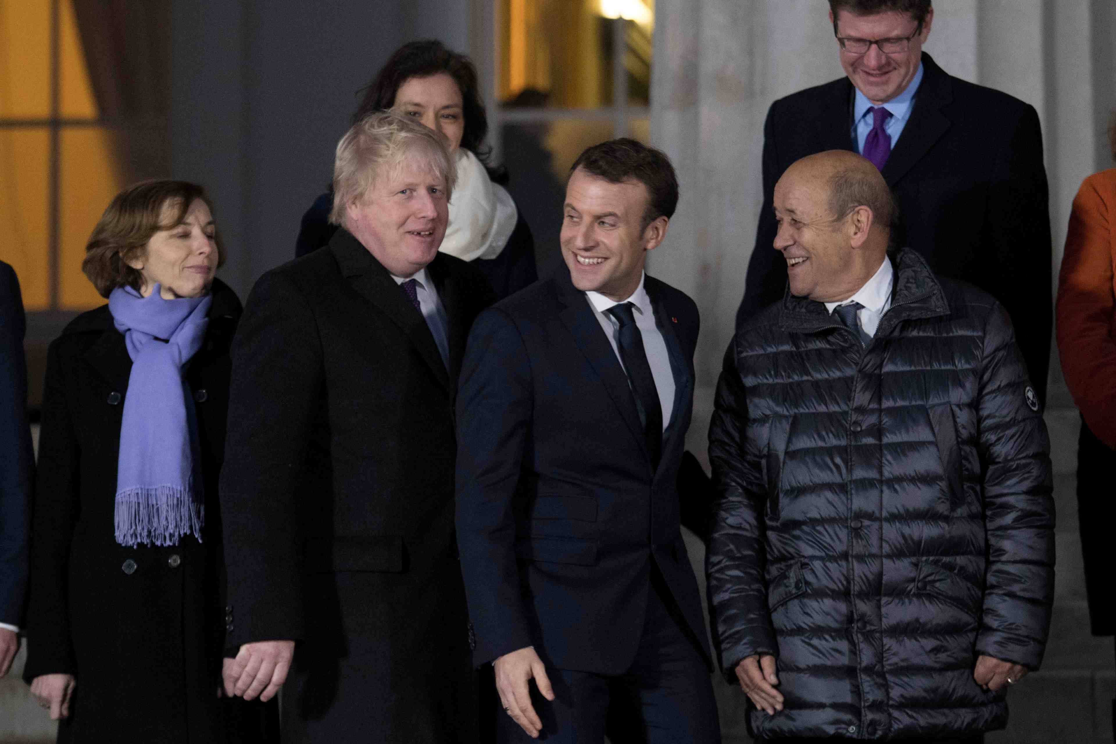 Boris johnson reve d'un grand pont au-dessus de la manche