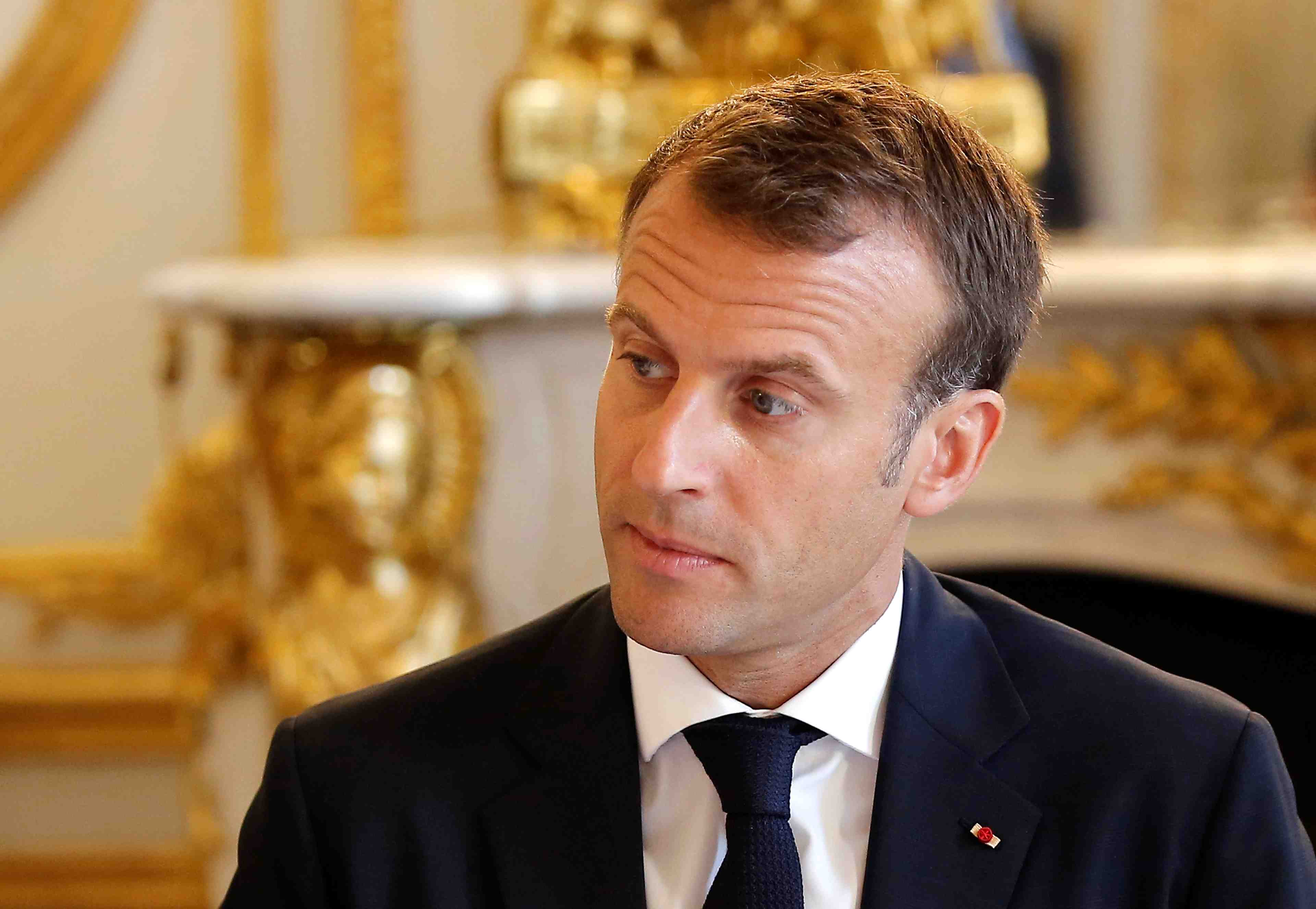 Macron va tenter de reprendre la main a la rentree