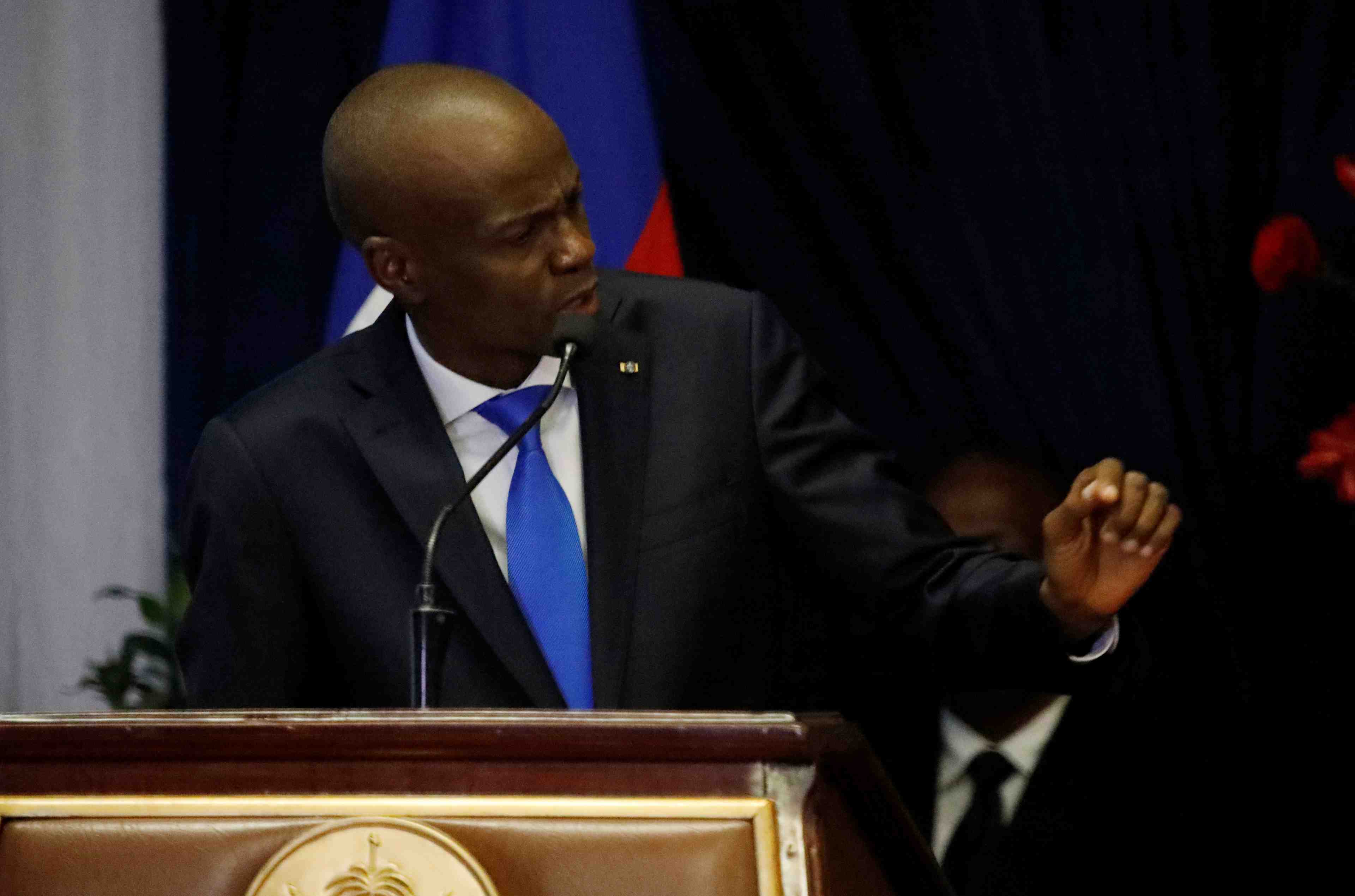 Le president haitien dit qu'il se maintiendra malgre les troubles