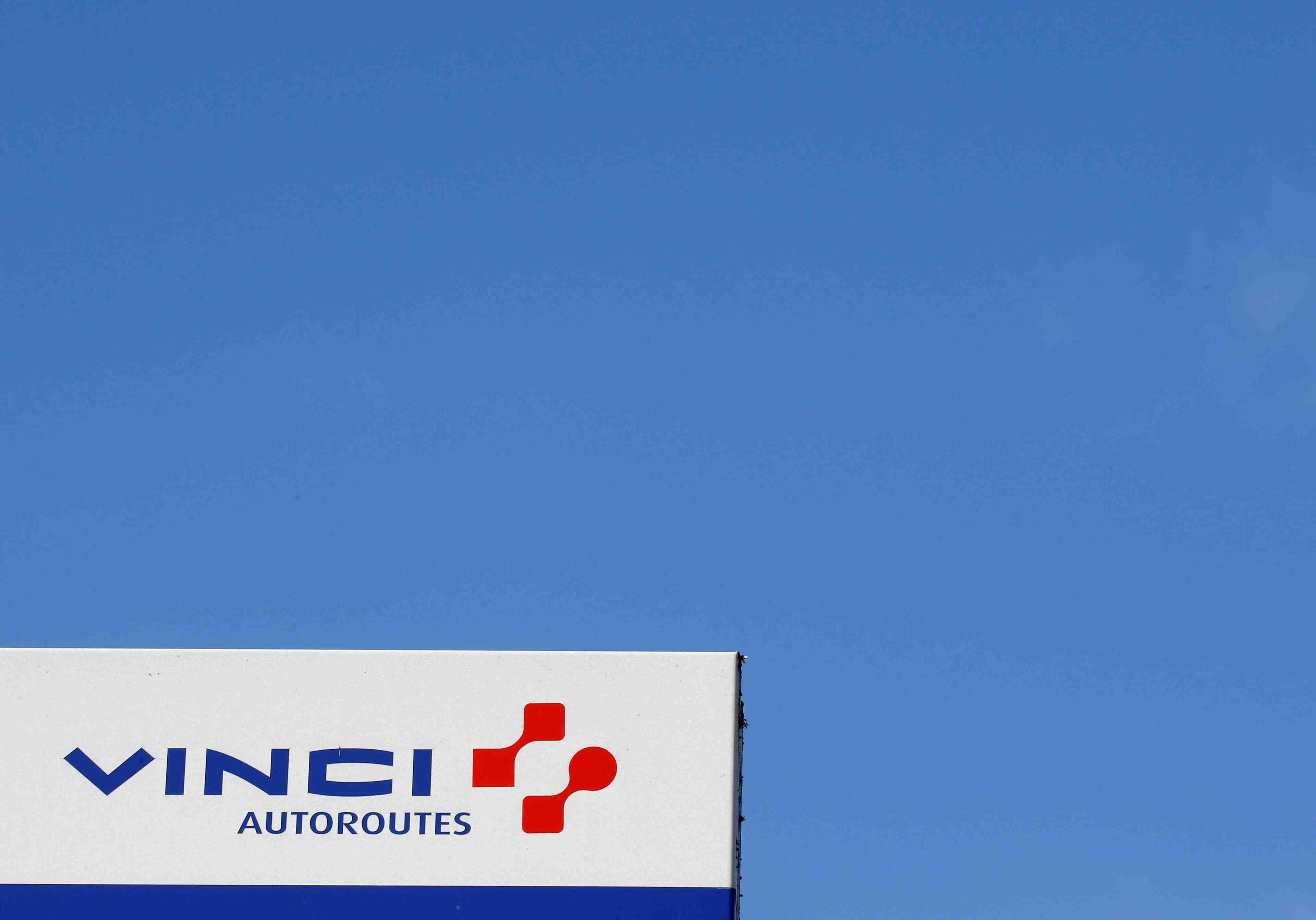 Vinci en discussion pour le rachat d'une division de grupo acs valorisee a 5,2 milliards d'euros