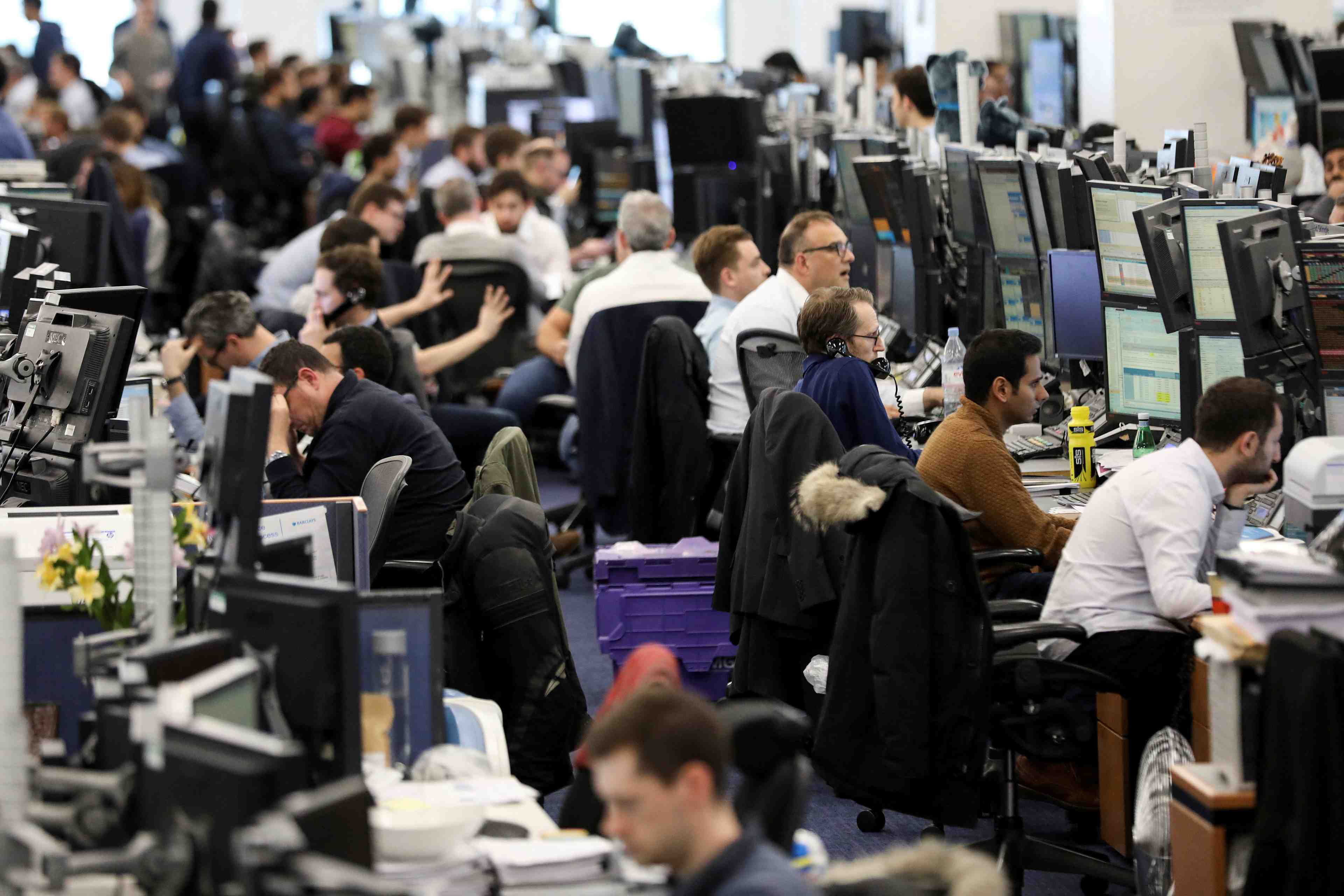 Les principales bourses europeennes reculent en debut de seance