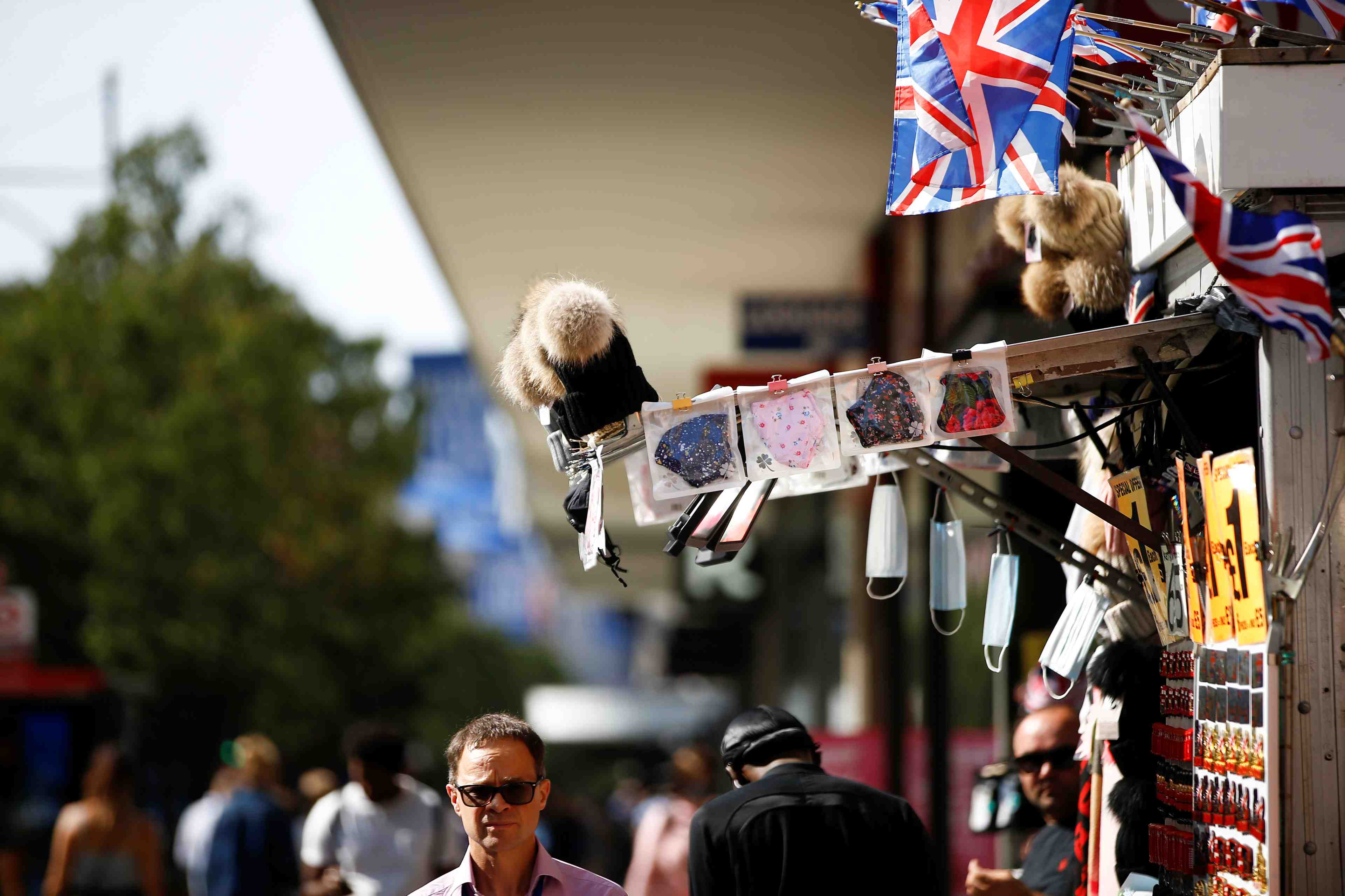 Coronavirus: six mille cas par jour en angleterre, selon une nouvelle estimation