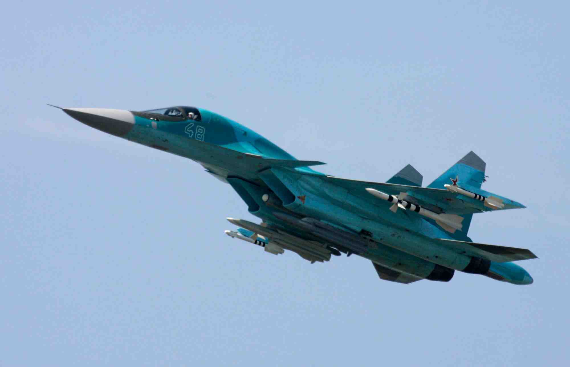 Un avion de chasse sukhoi su-34 lors du maks-2007