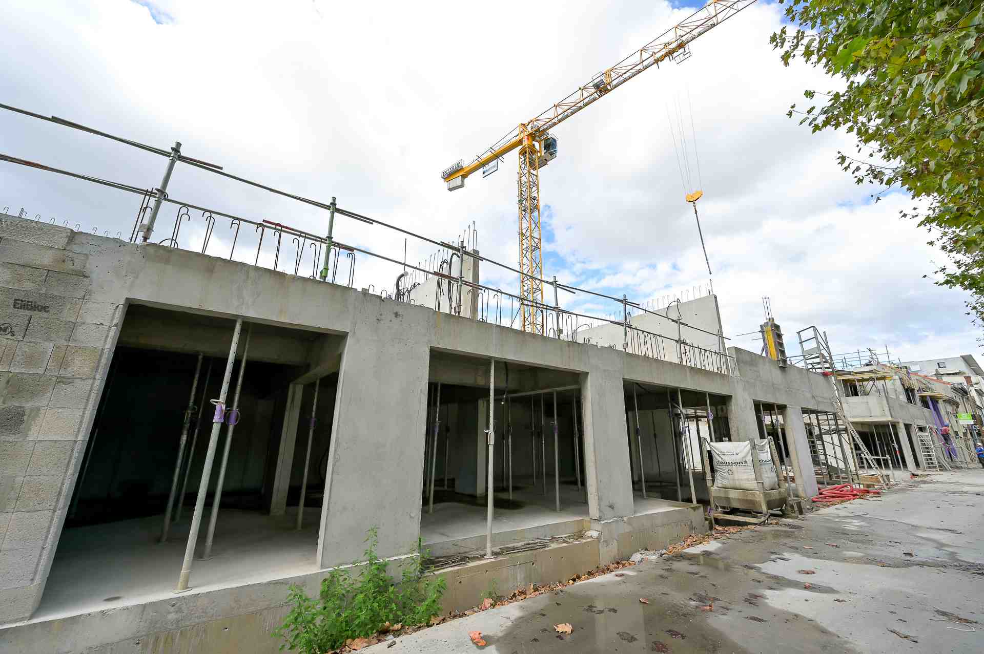Selon l'étude de l'ESPI, le besoin annuel de logements par an en Nouvelle-Aquitaine est compris entre 43.687 et 48.280 et entre 8.614 et 9.891 sur Bordeaux Métropole.