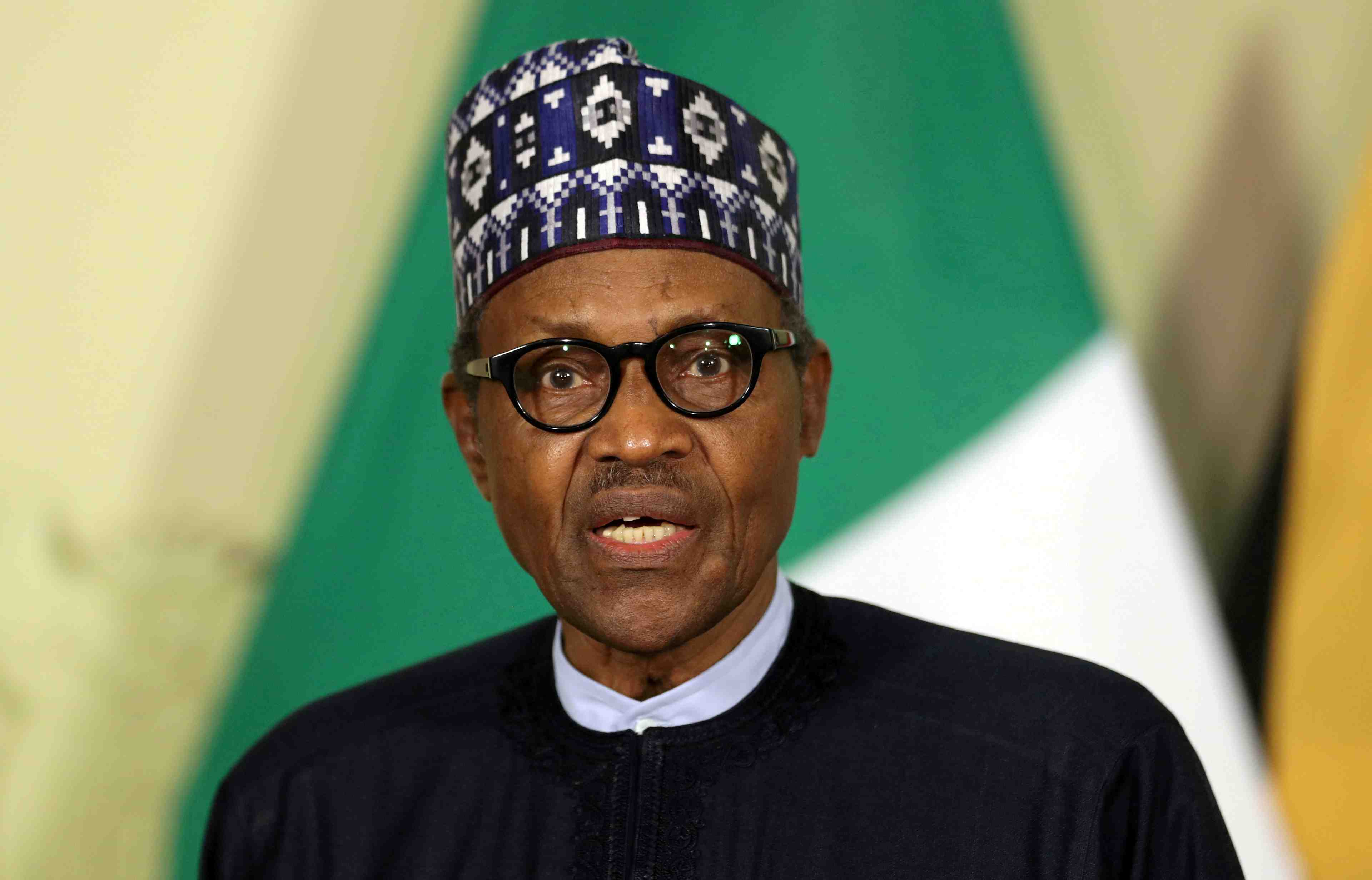 Coronavirus: le president nigerian se fait vacciner pour l'exemple