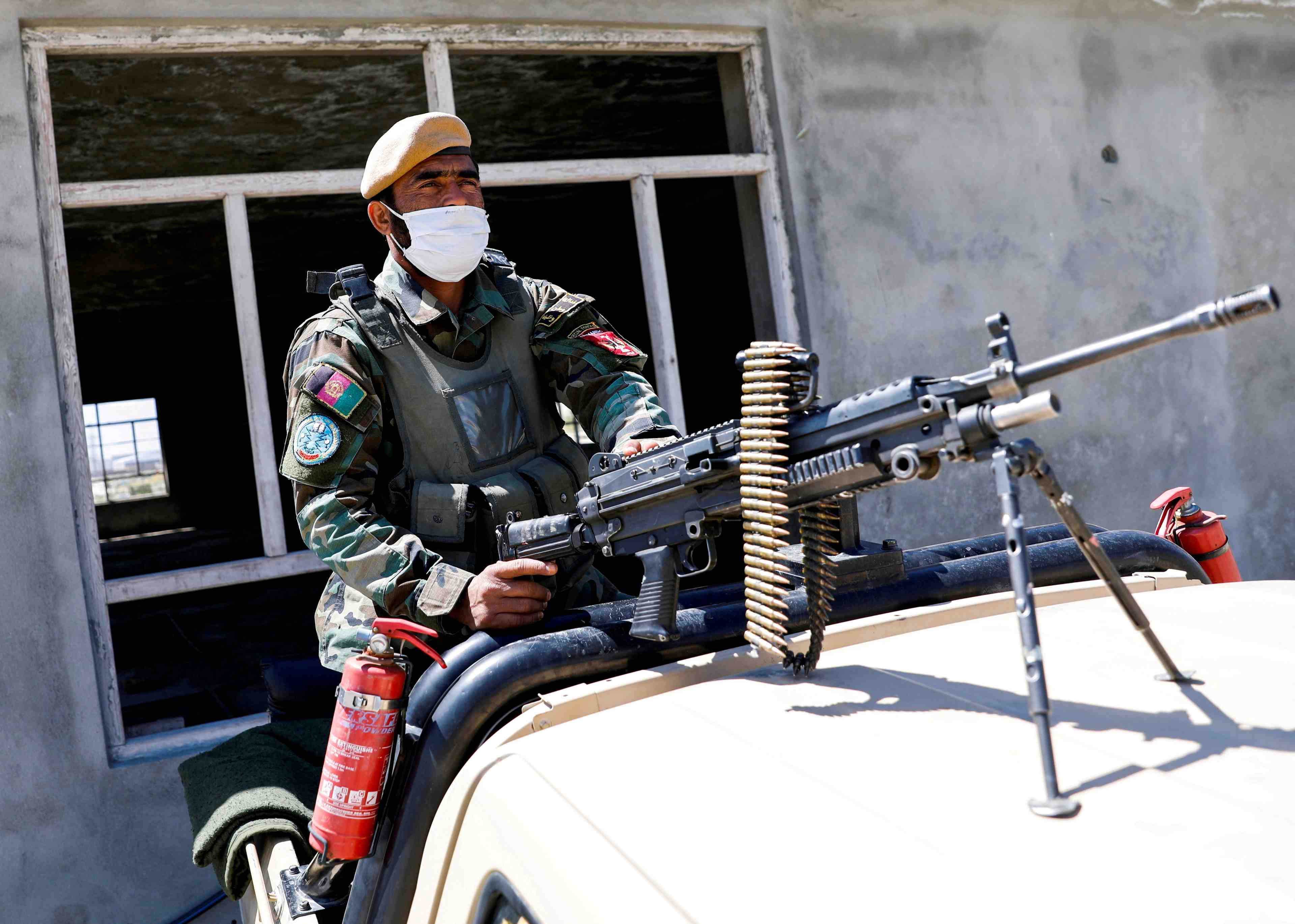 Plus de 150 soldats afghans tues ou blesses en 24 heures